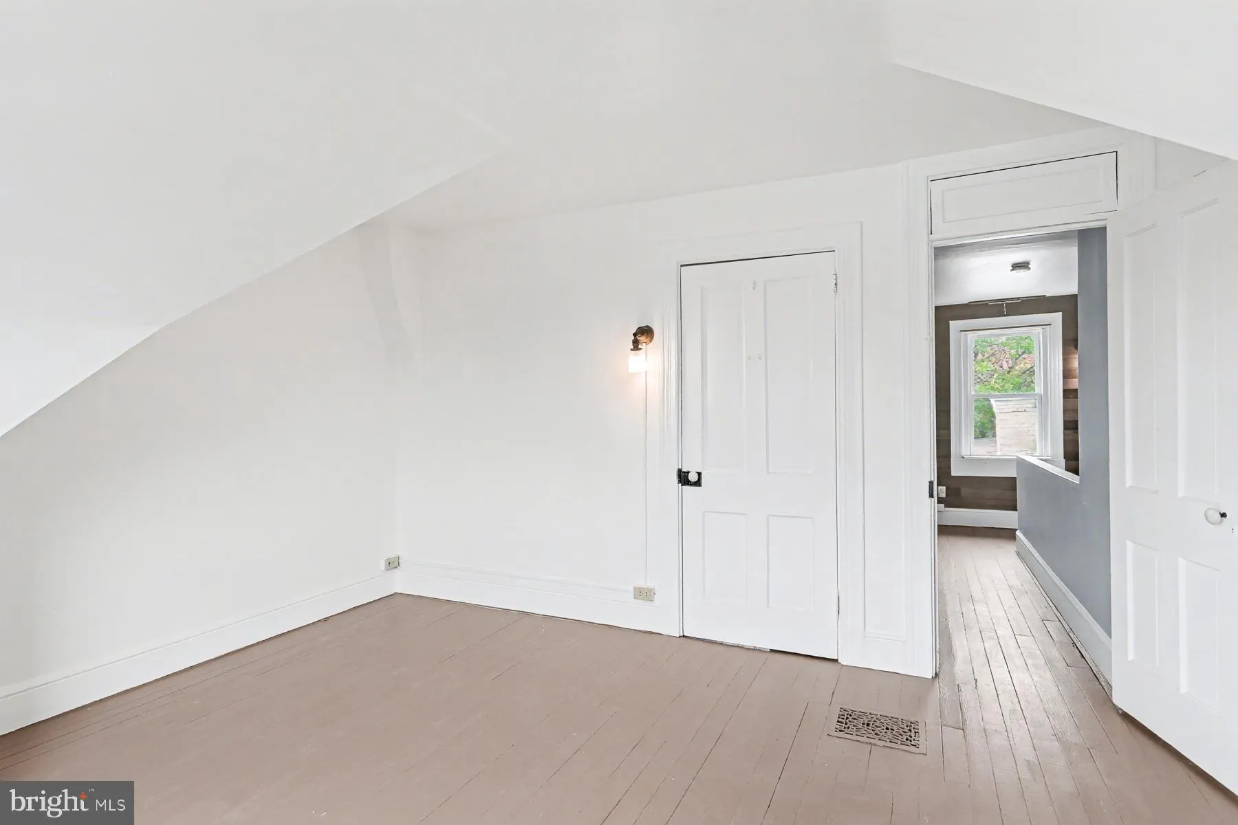 Lancaster, Pennsylvania 17603, United States, 4 Bedrooms Bedrooms, ,2 BathroomsBathrooms,Residential,Active,223772