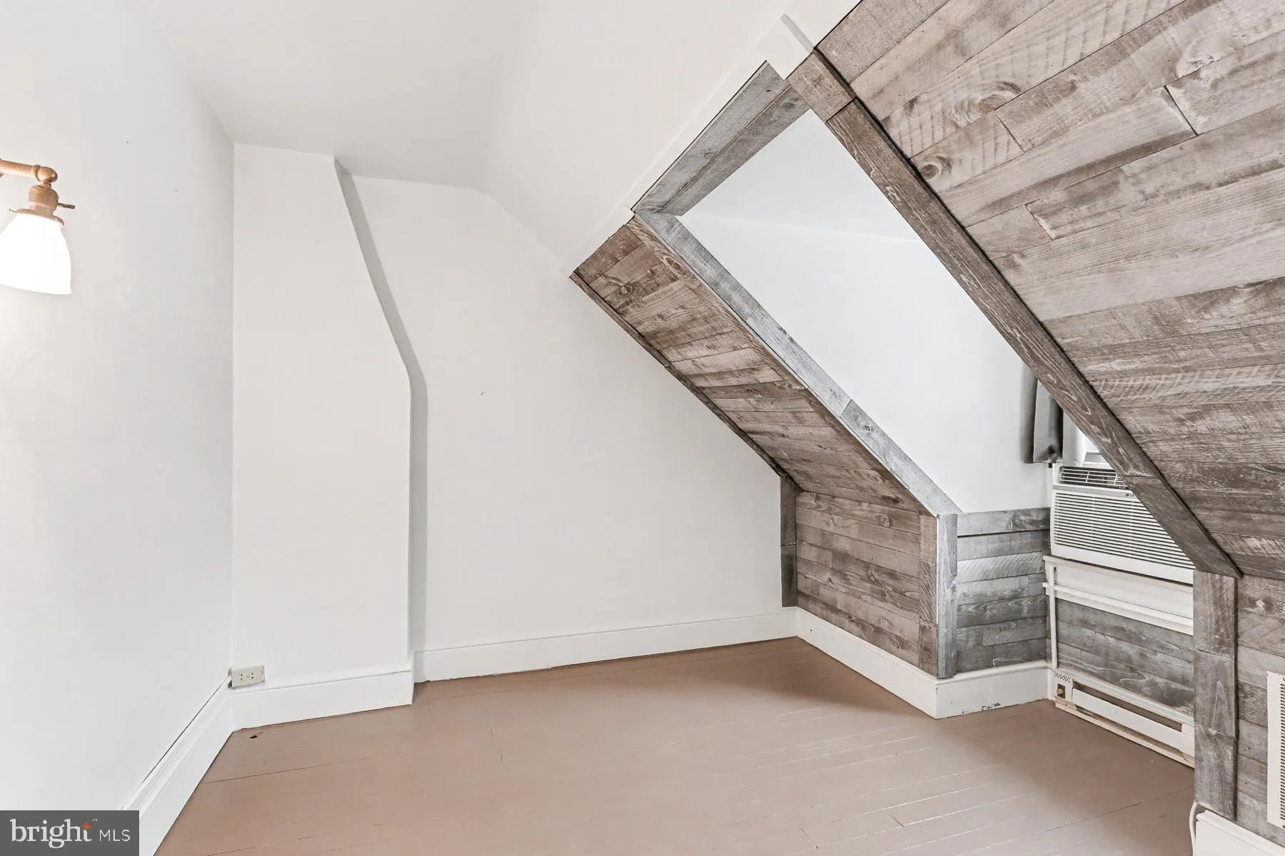 Lancaster, Pennsylvania 17603, United States, 4 Bedrooms Bedrooms, ,2 BathroomsBathrooms,Residential,Active,223772