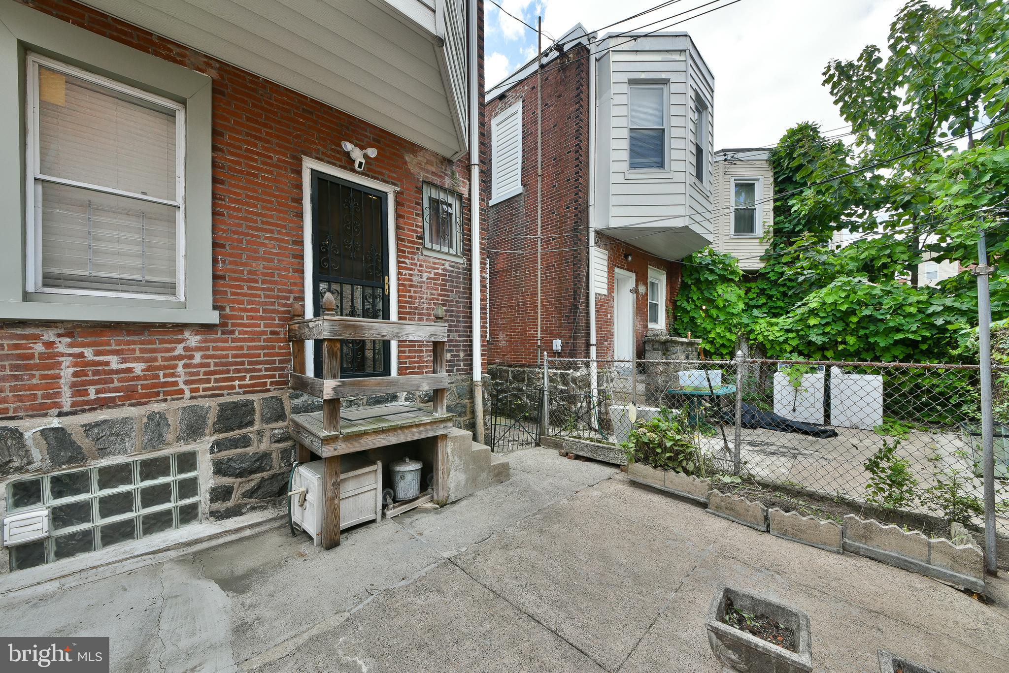 WEST PHILADELPHIA - Residential