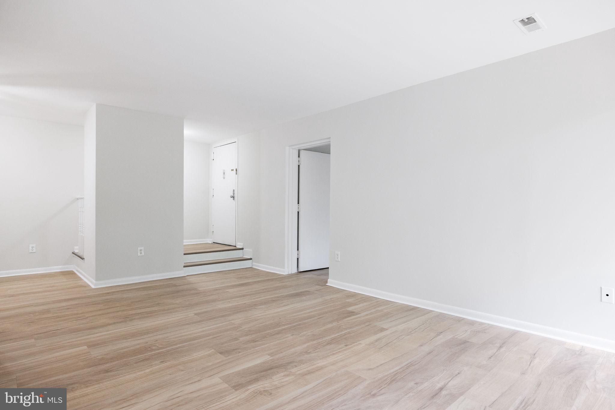 CHESTNUT GROVE - Residential Lease