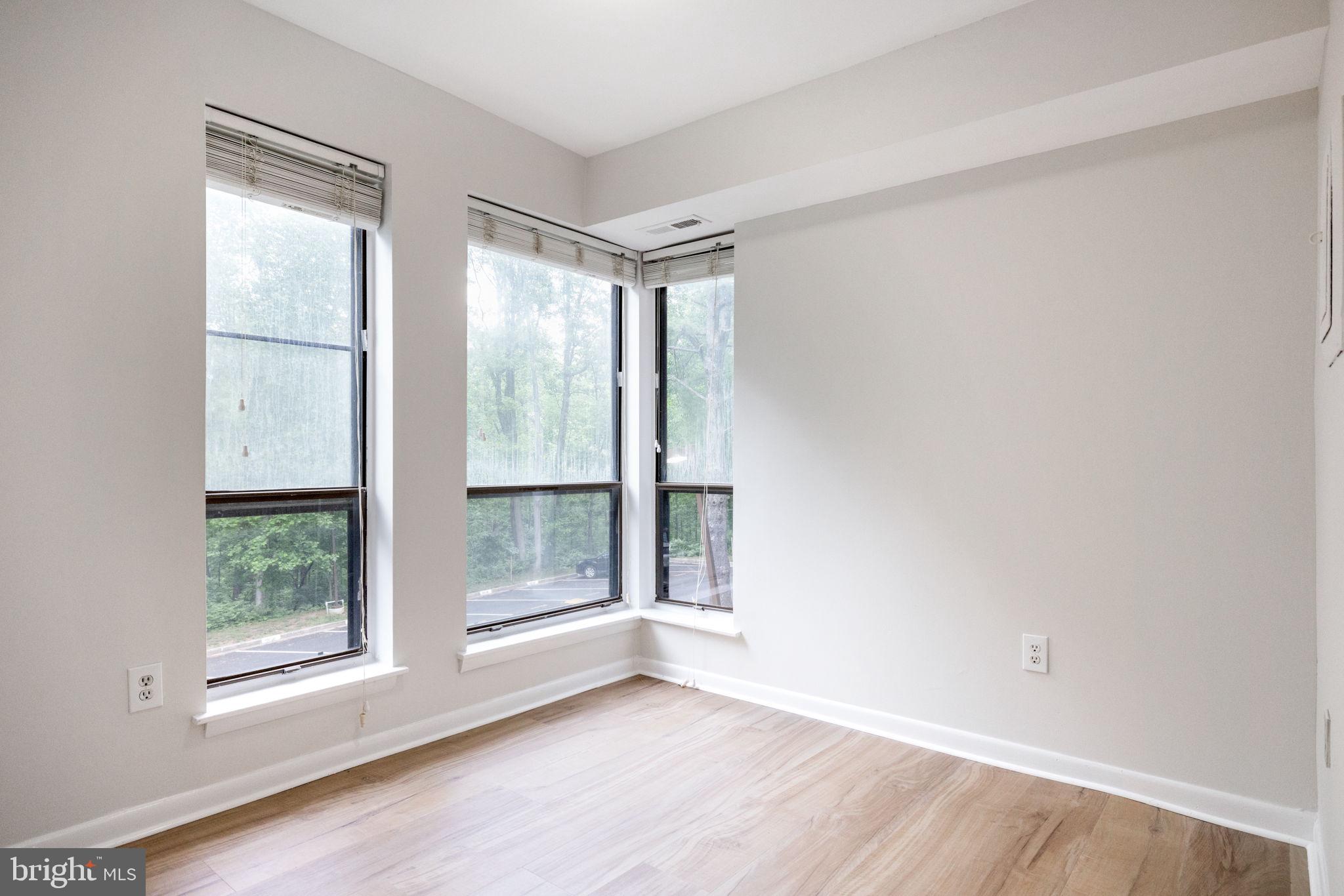 CHESTNUT GROVE - Residential Lease