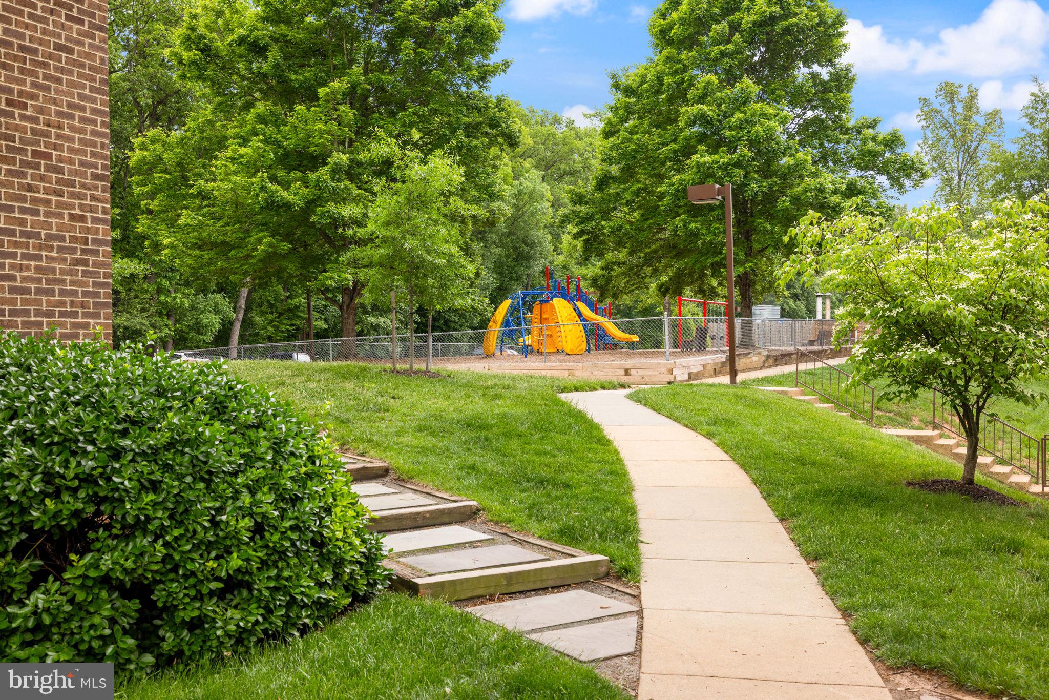 CHESTNUT GROVE - Residential Lease