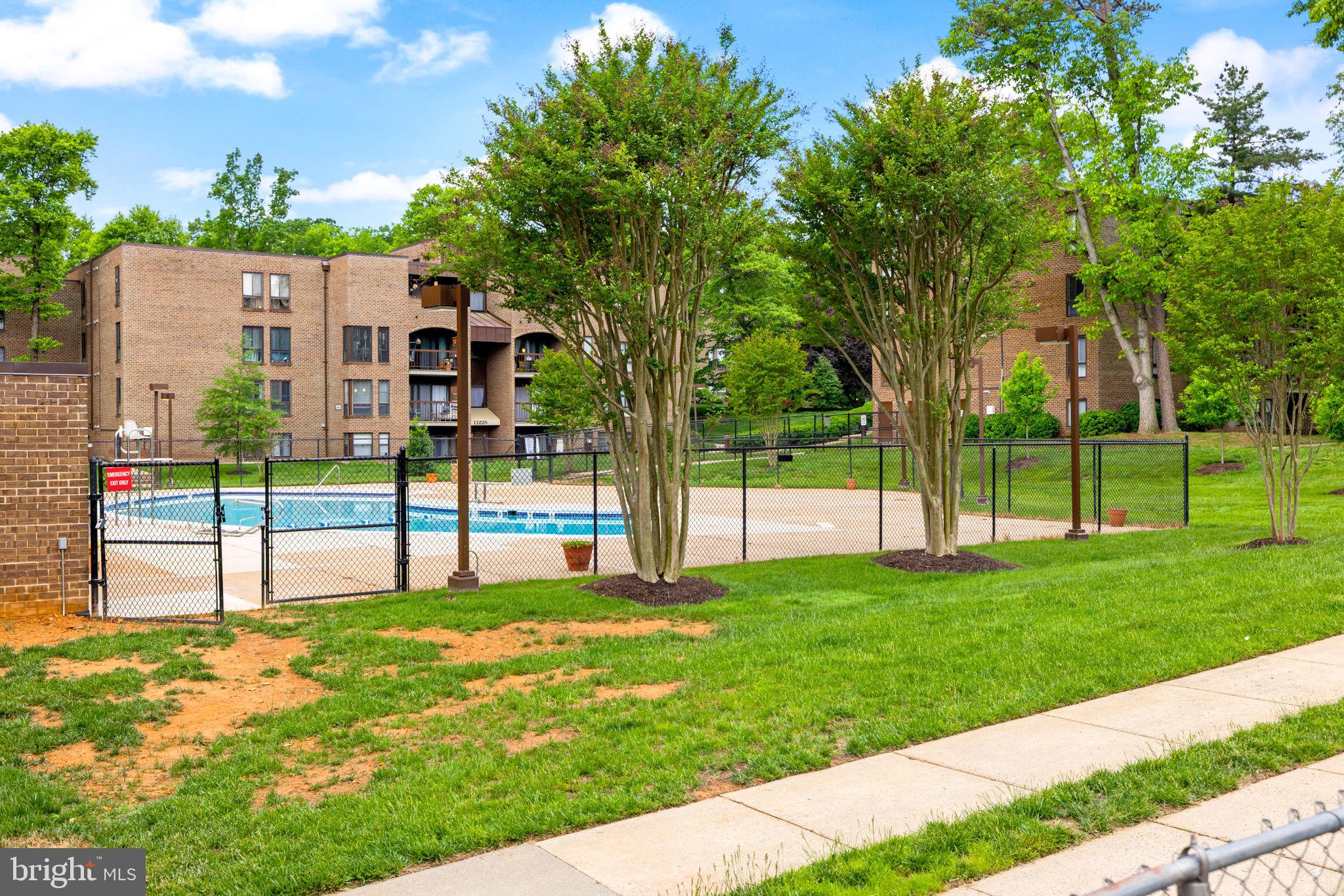 CHESTNUT GROVE - Residential Lease