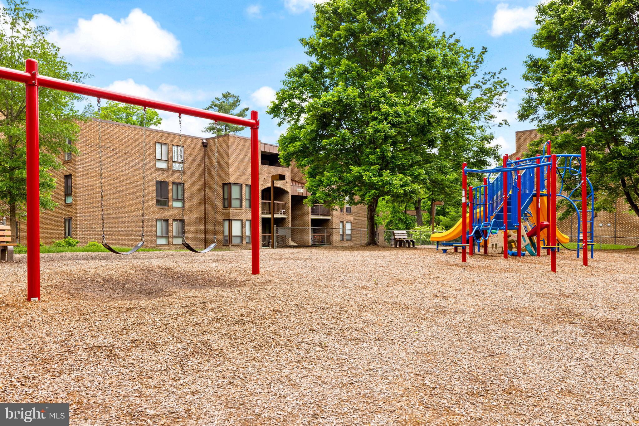 CHESTNUT GROVE - Residential Lease