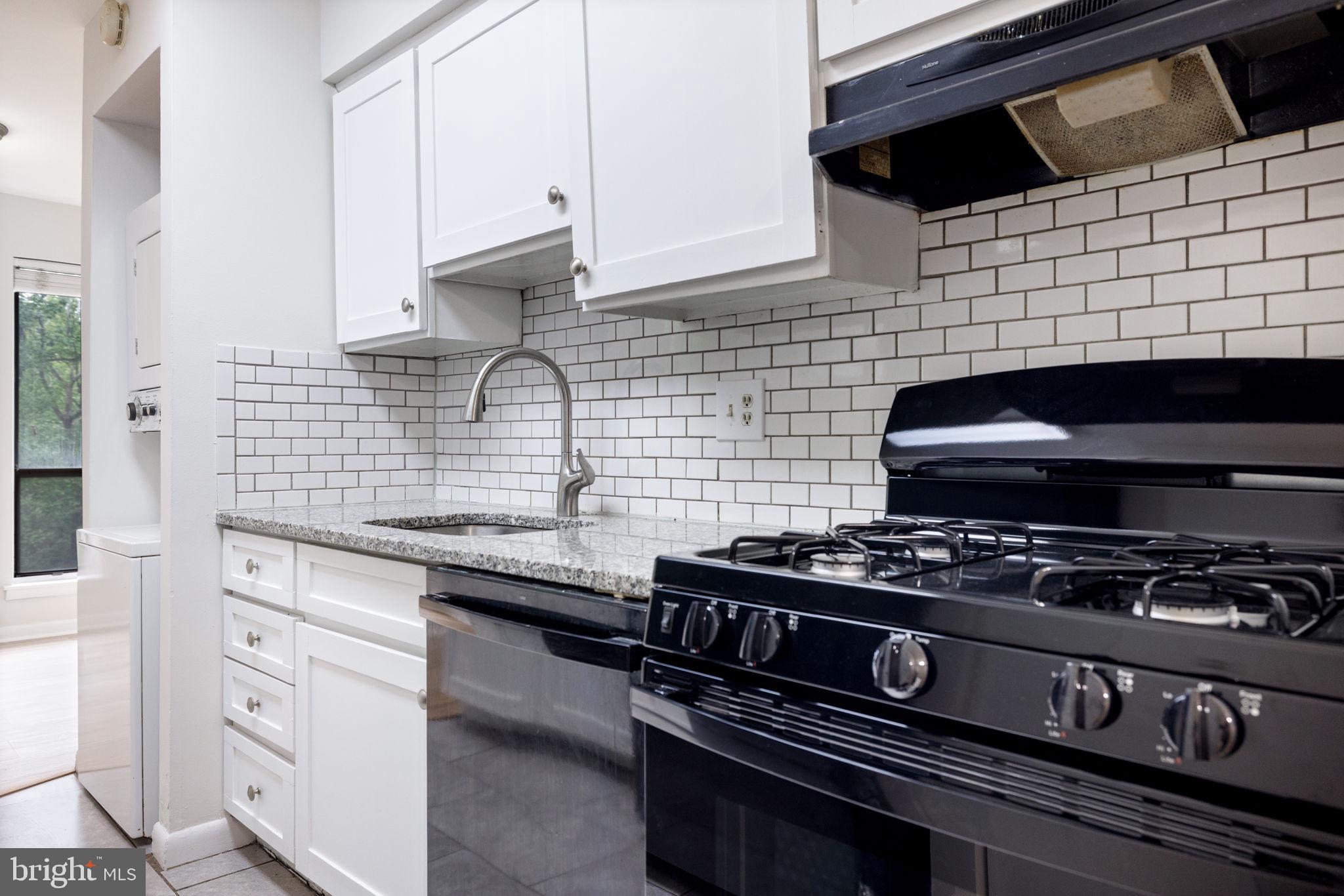 CHESTNUT GROVE - Residential Lease