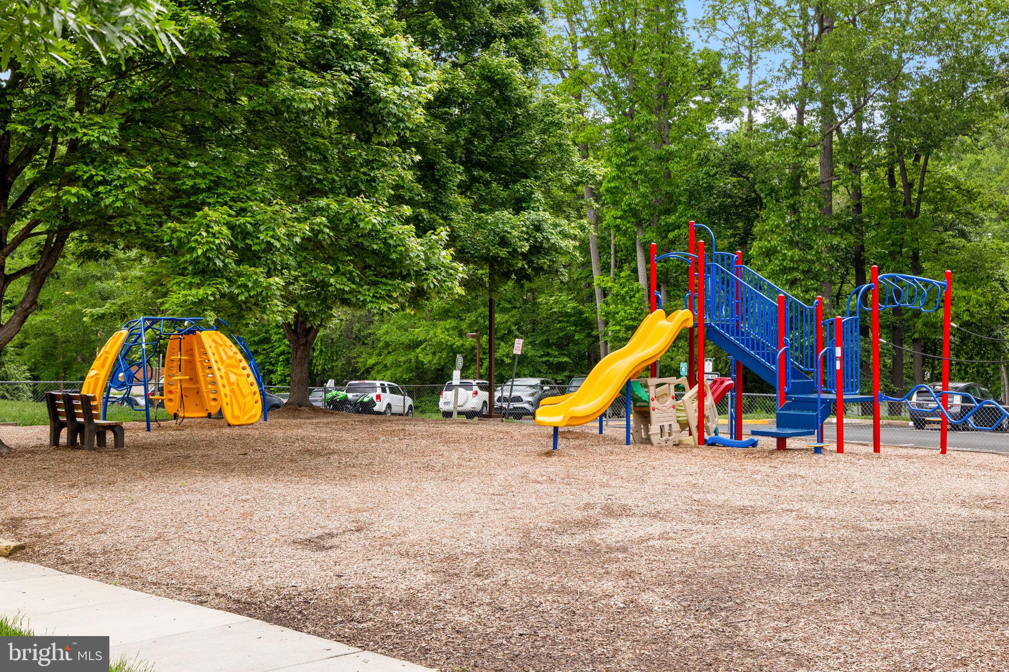 CHESTNUT GROVE - Residential Lease