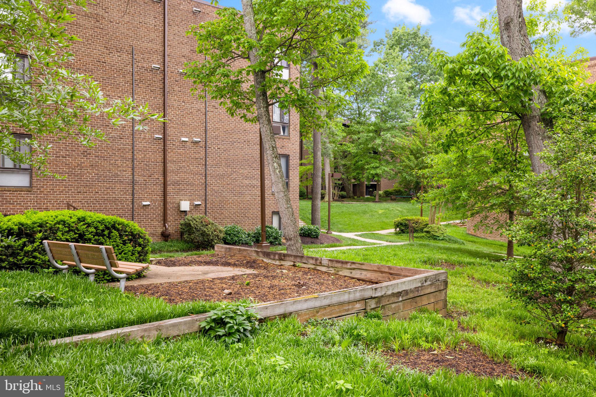 CHESTNUT GROVE - Residential Lease