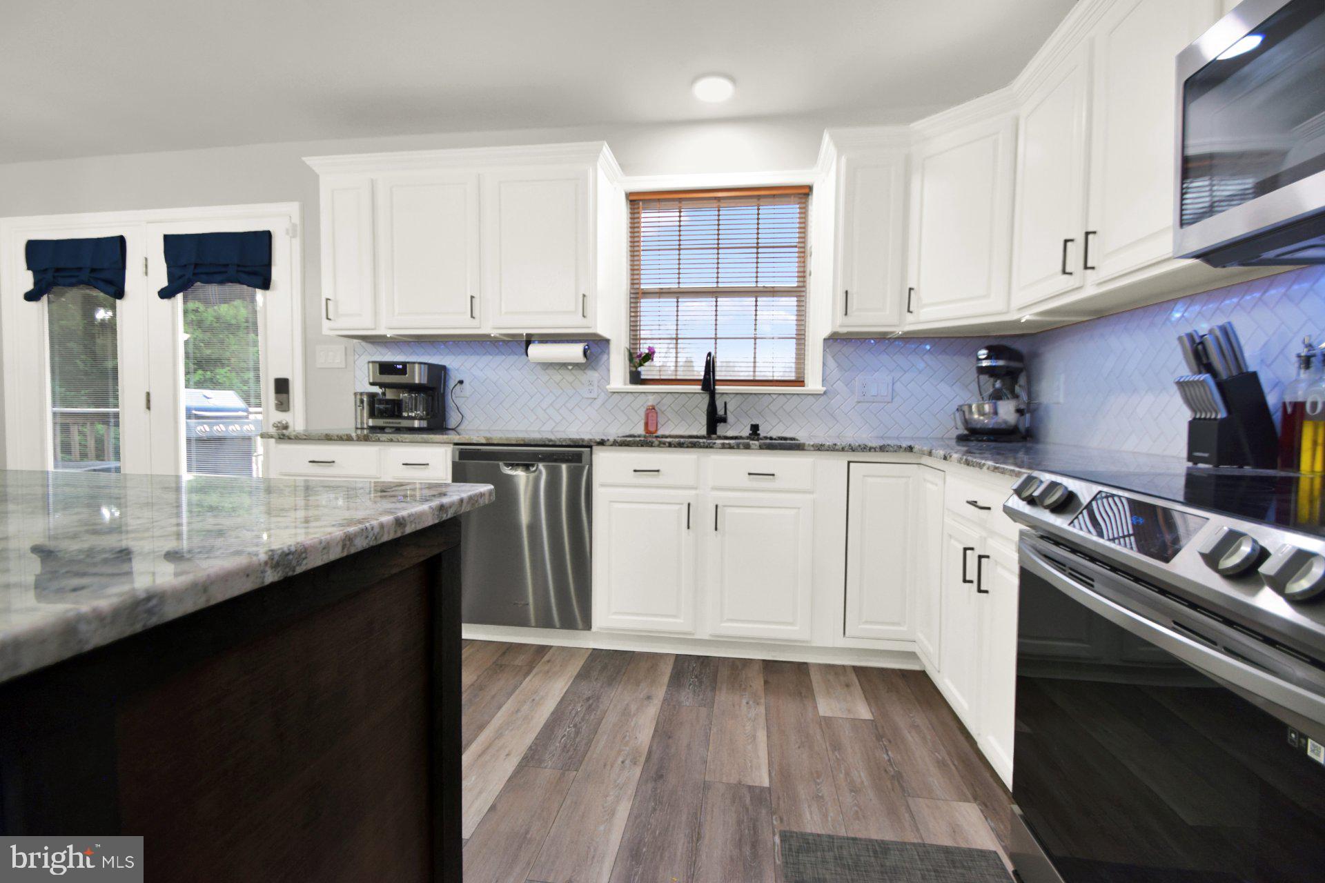 LAURICH GEMS NORTH - Residential