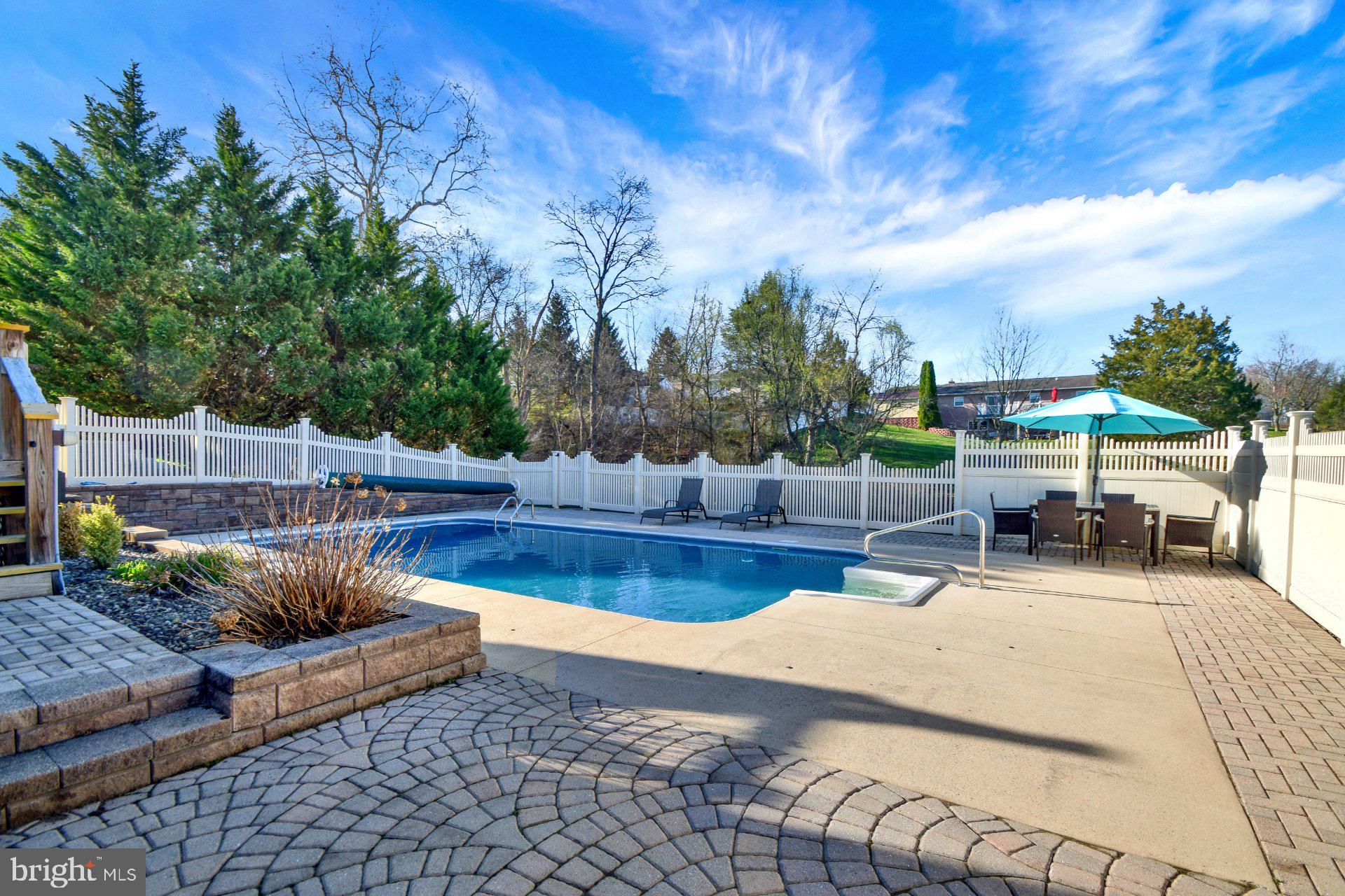 LAURICH GEMS NORTH - Residential