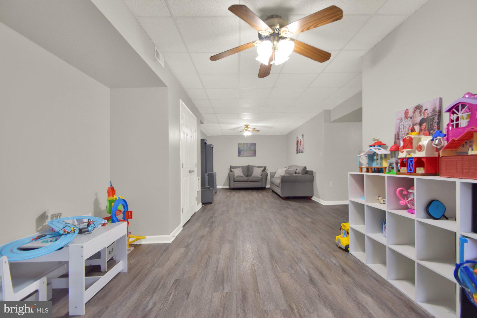 LAURICH GEMS NORTH - Residential