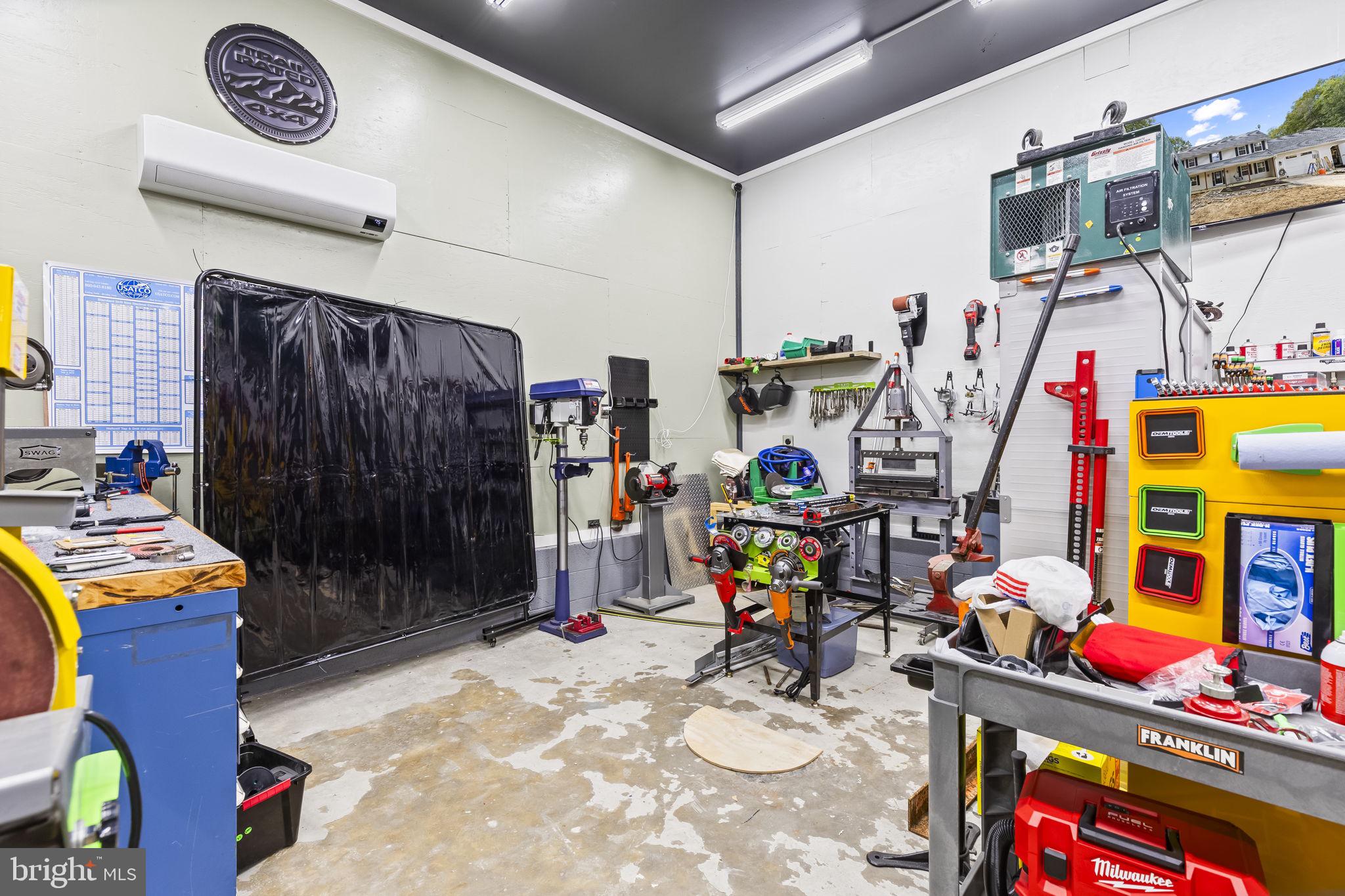 PERSIMMON HILLS - Residential