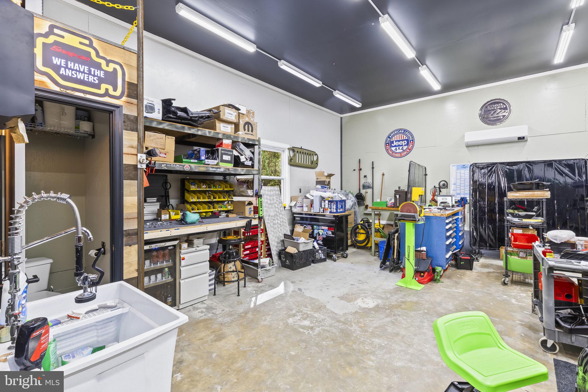 PERSIMMON HILLS - Residential