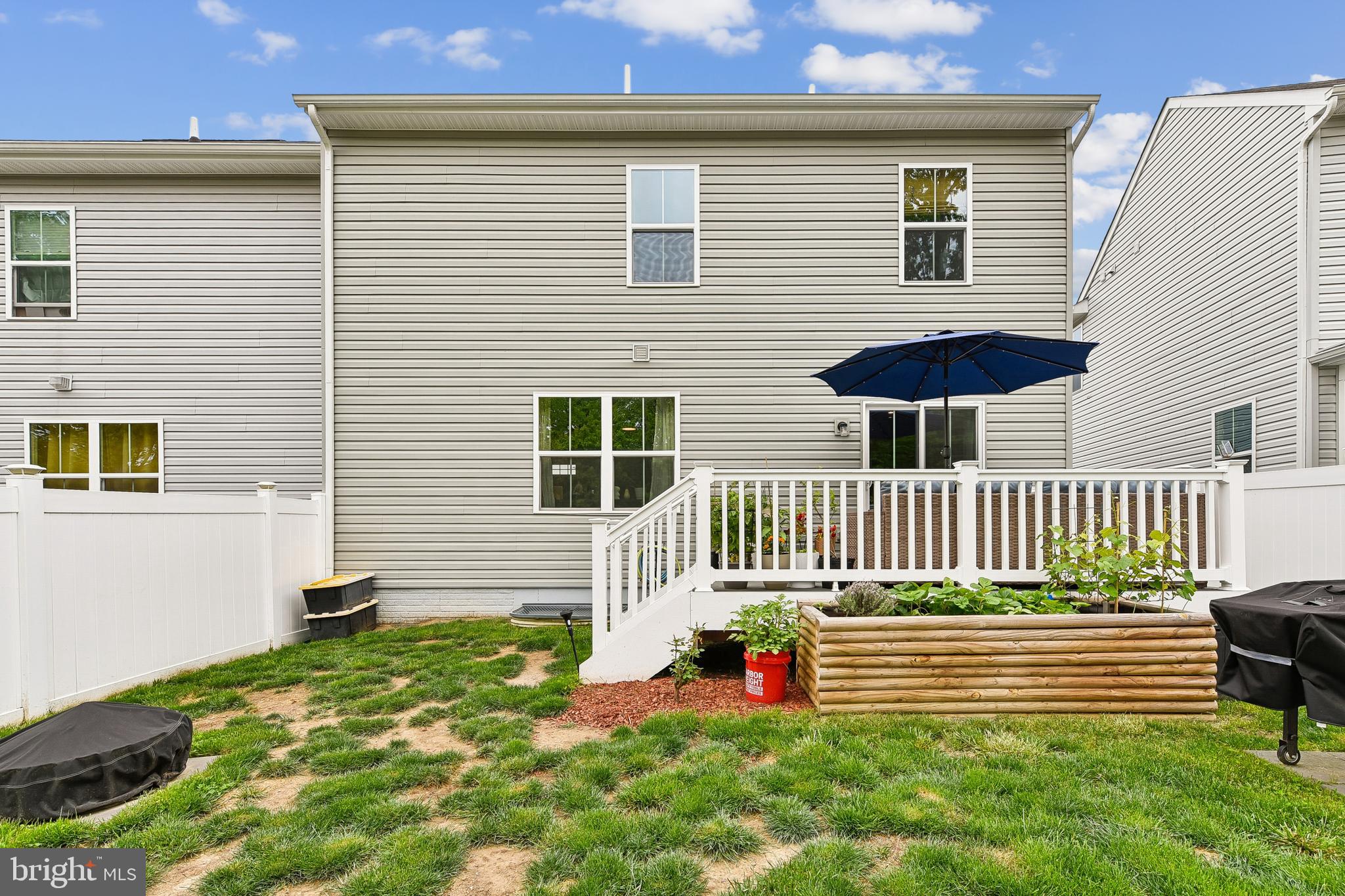 11 TEATREE LANE