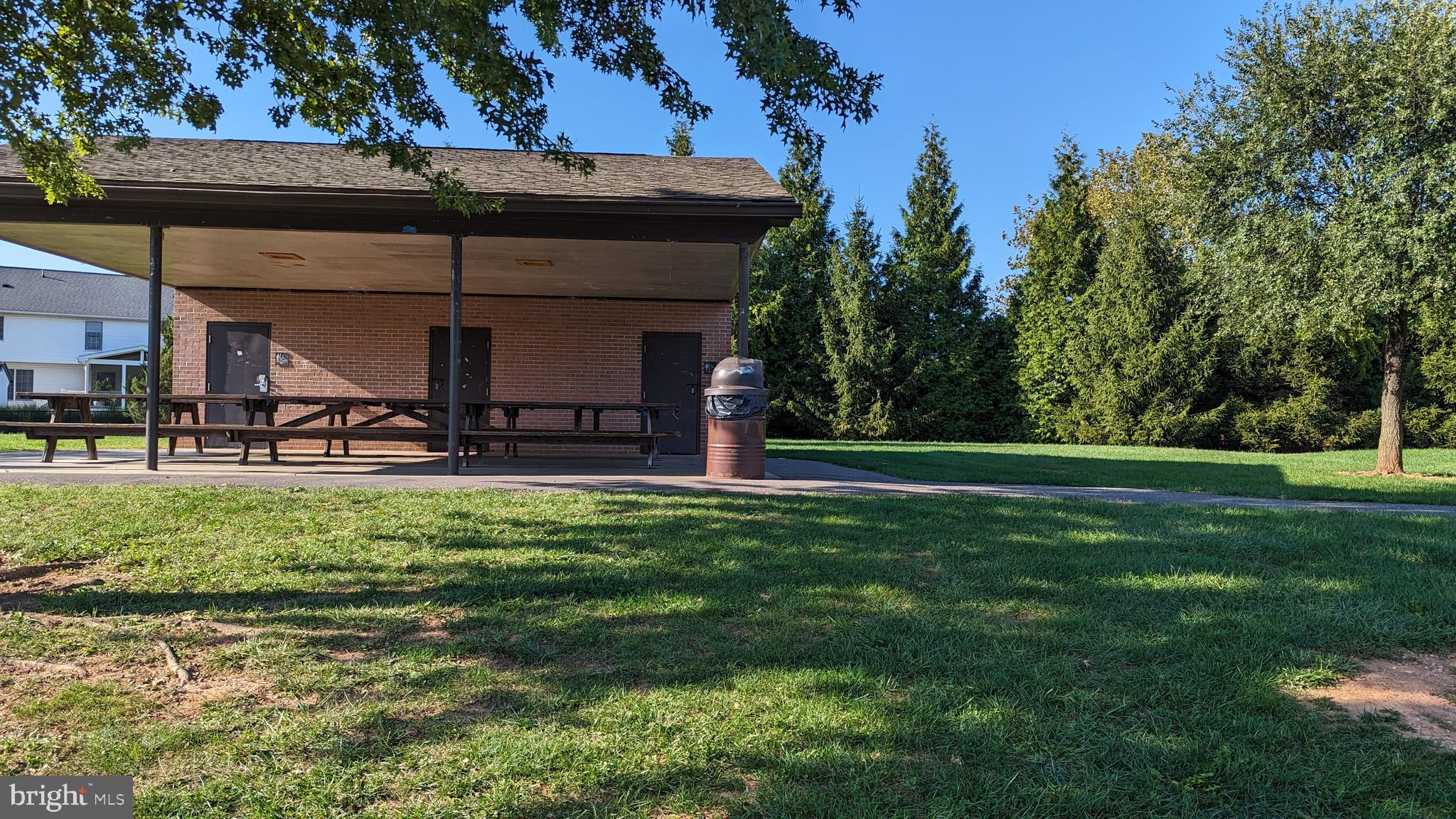WHITTIER POND - Residential