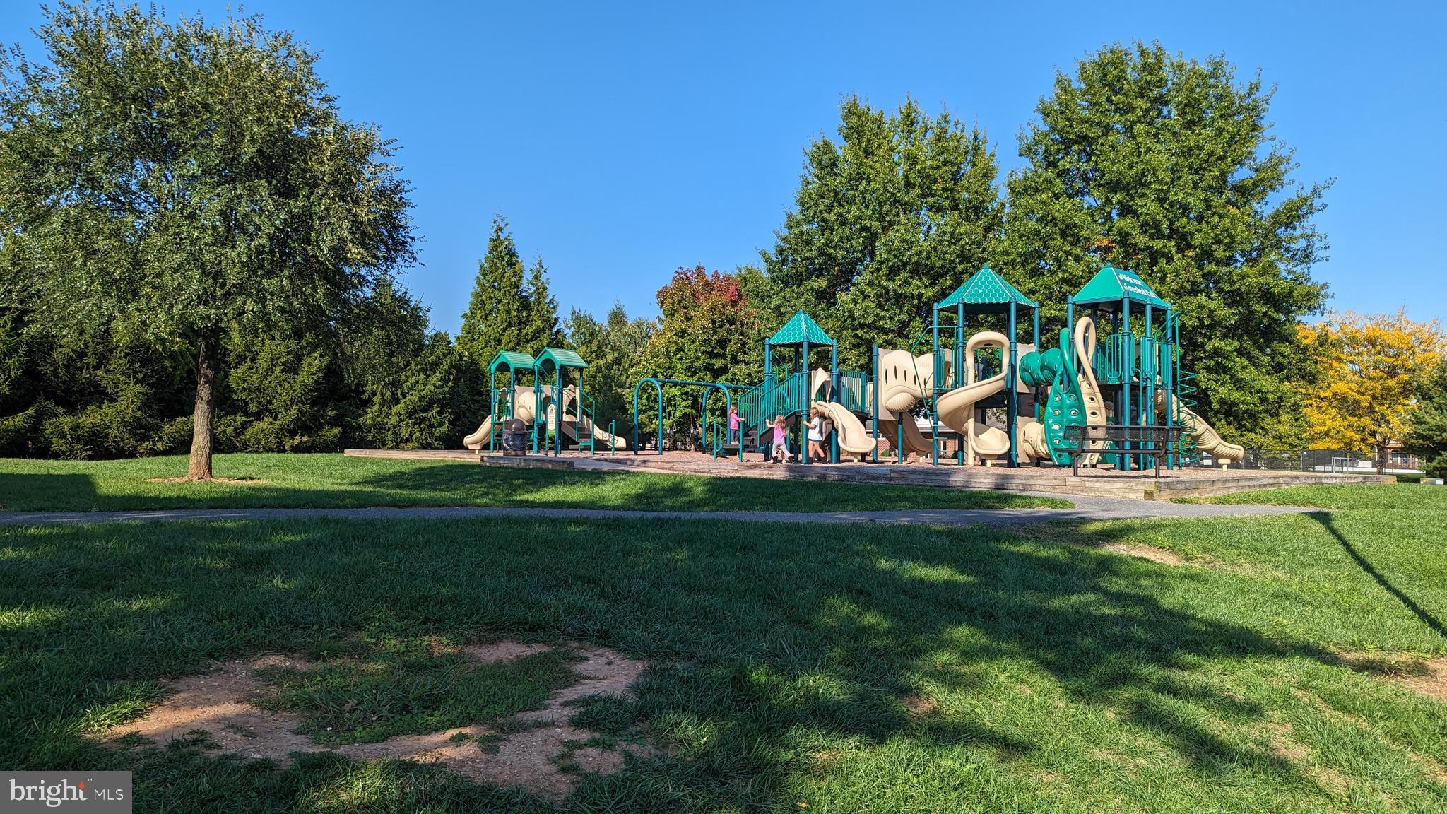 WHITTIER POND - Residential