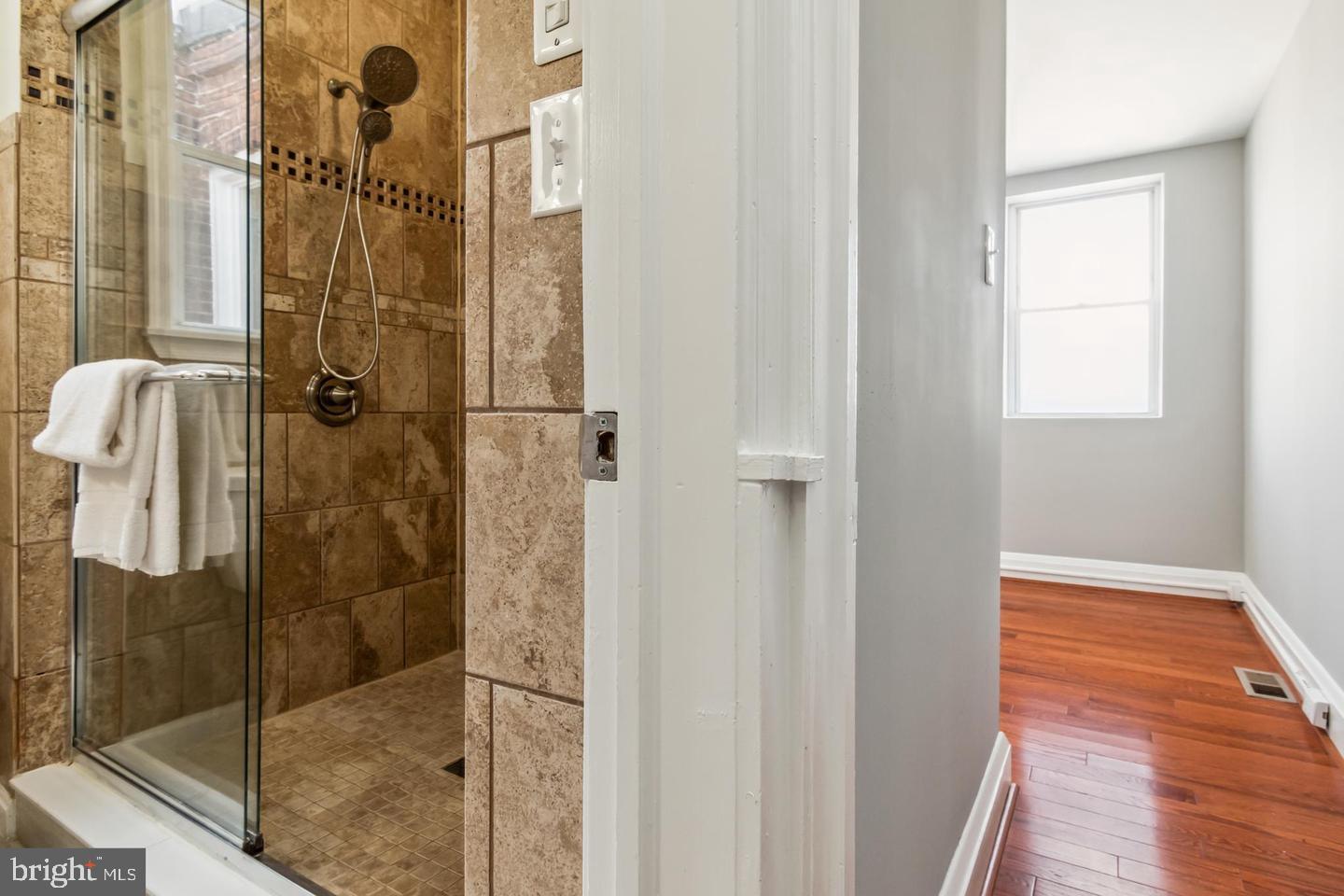 HIGHLANDTOWN - Residential Lease