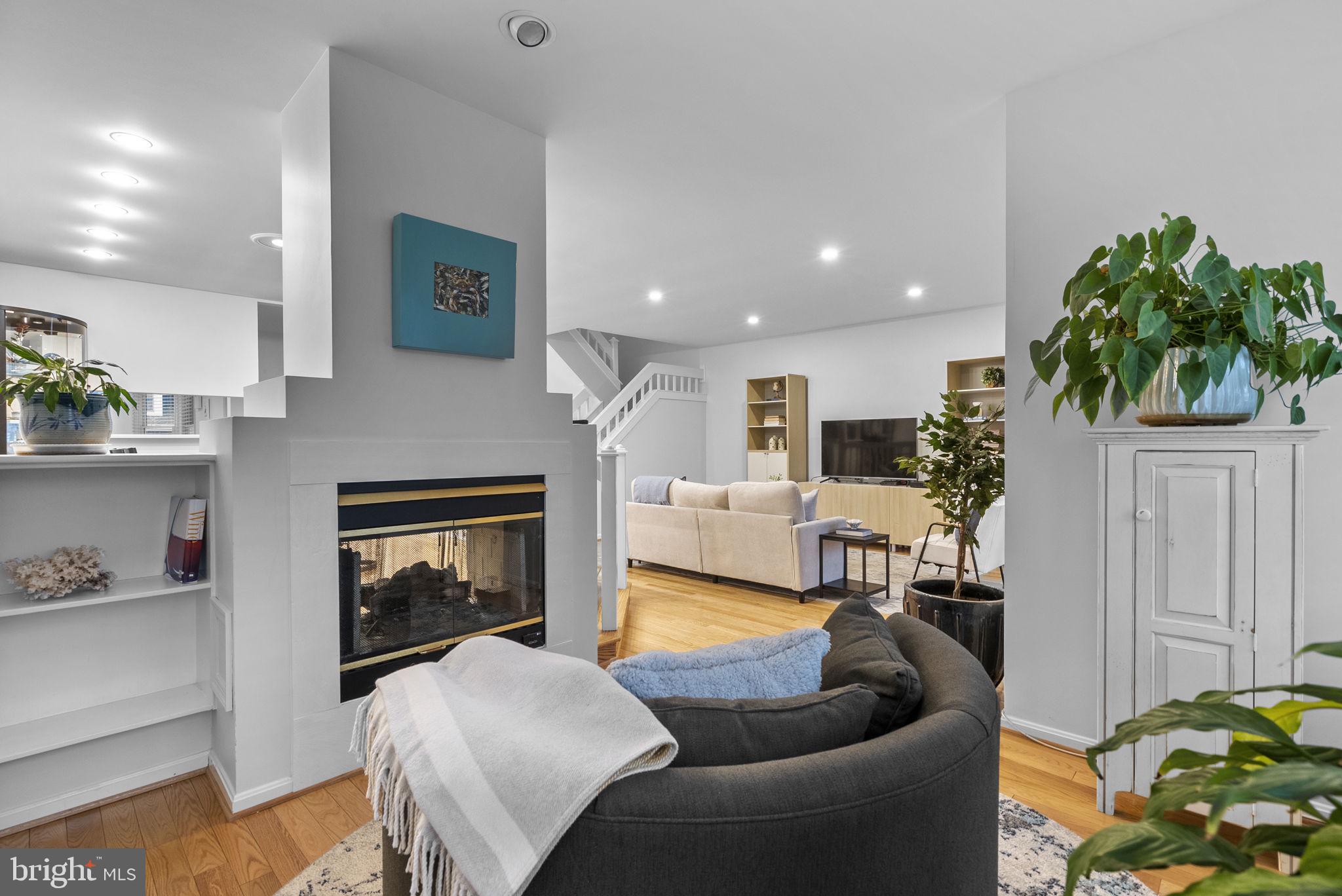 RIVA TRACE - Residential