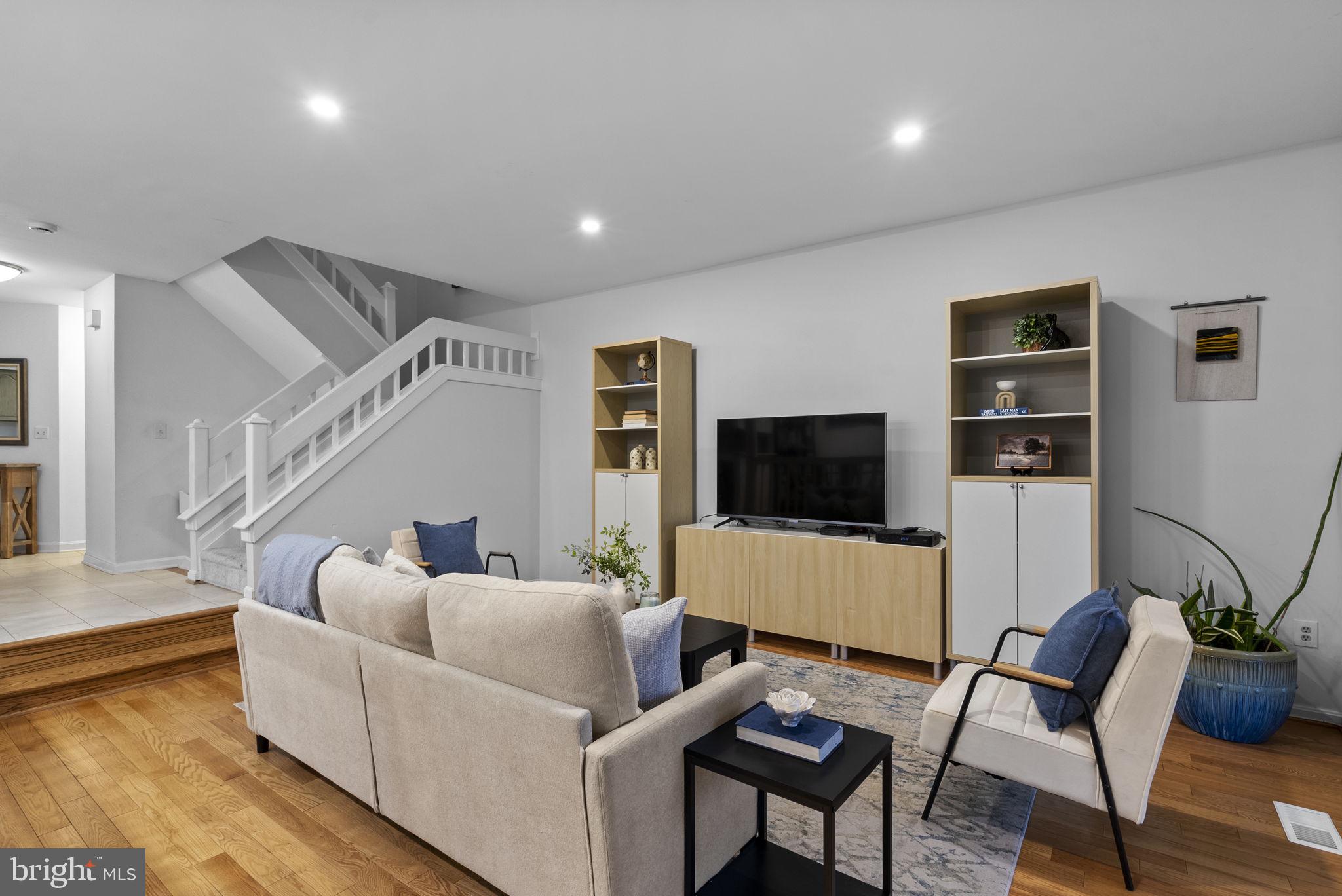 RIVA TRACE - Residential