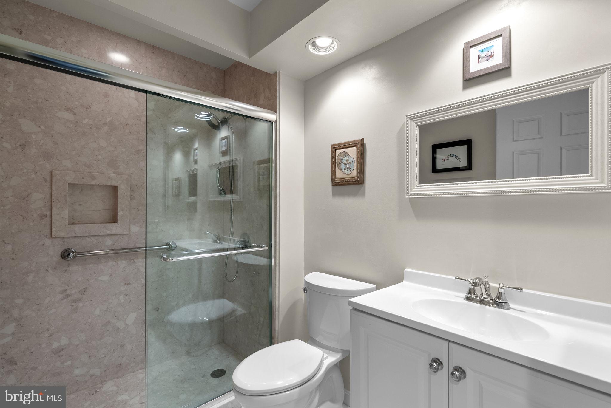 RIVA TRACE - Residential