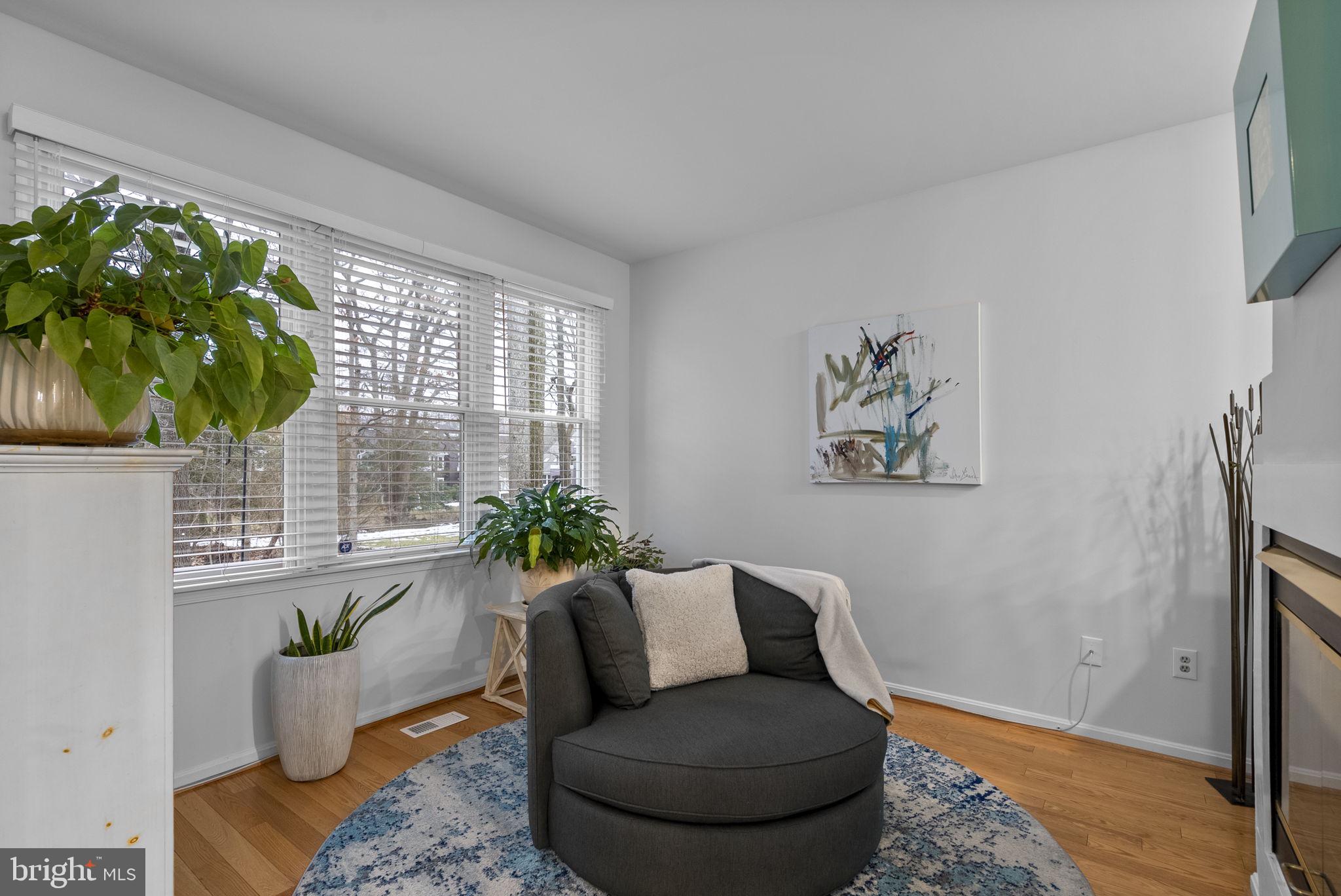 RIVA TRACE - Residential