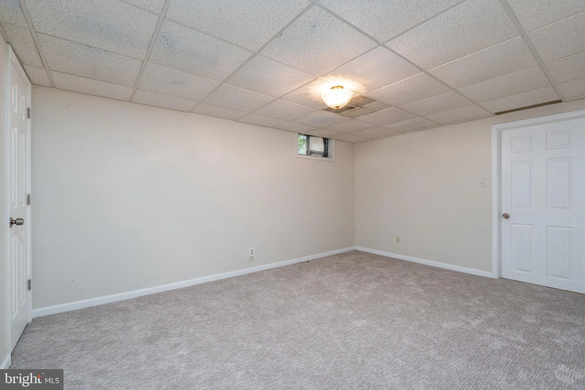 Bear, Delaware 19701, United States, 5 Bedrooms Bedrooms, ,3 BathroomsBathrooms,Residential,Active,160954