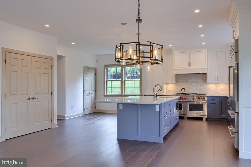 Photo of 503 Country Meadows Drive, Lancaster, PA 17602 (MLS # PALA2052918)