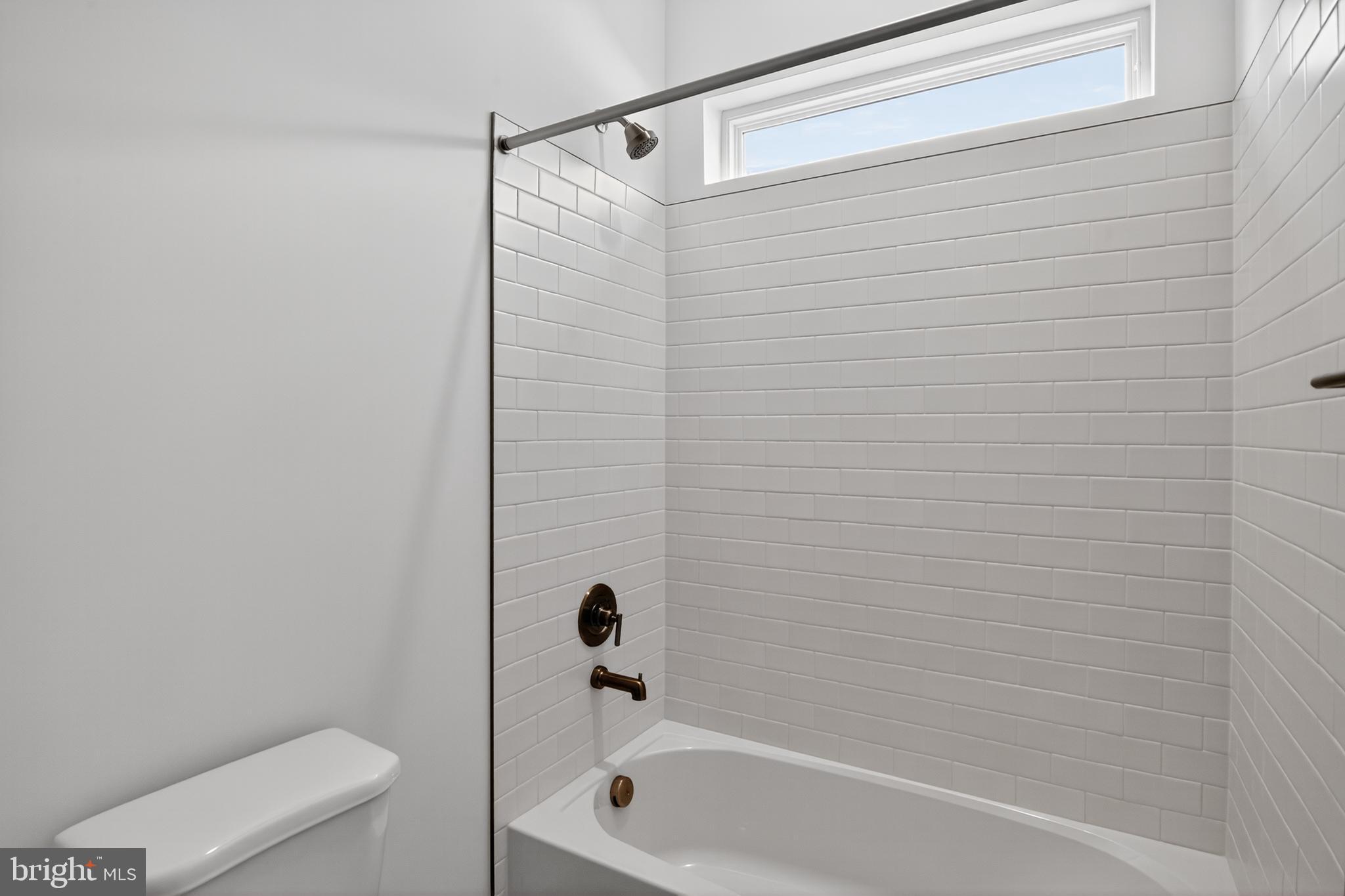 FOUR SEASONS AT SCENIC HARBOR - Residential