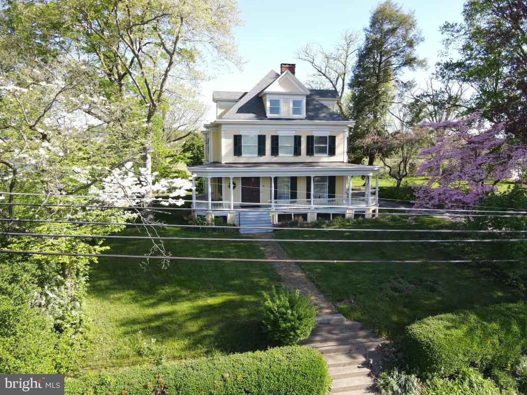 457 W MAIN STREET