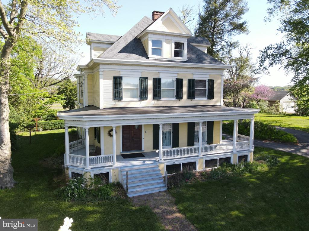 457 W MAIN STREET