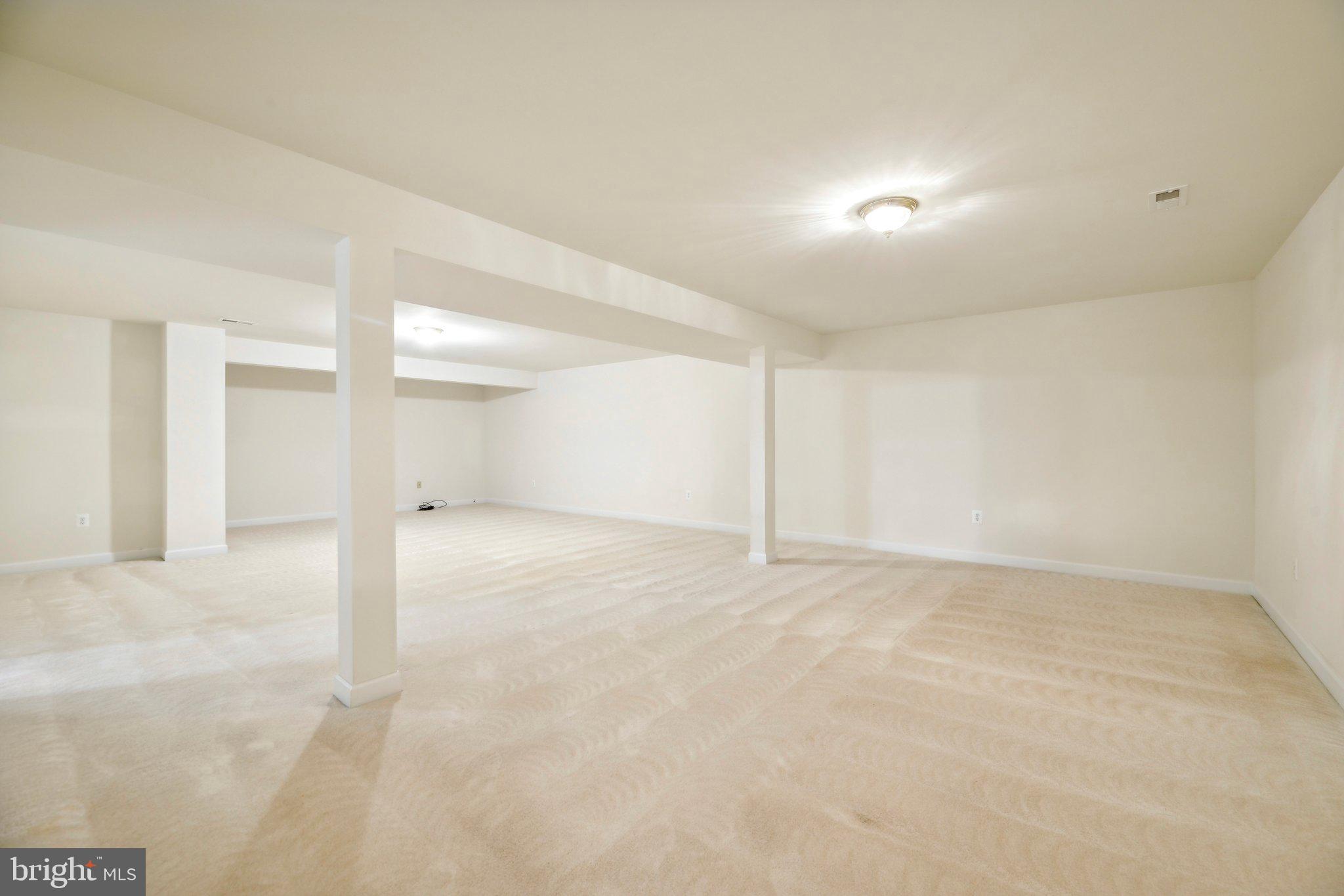 LAUREL HIGHLANDS - Residential