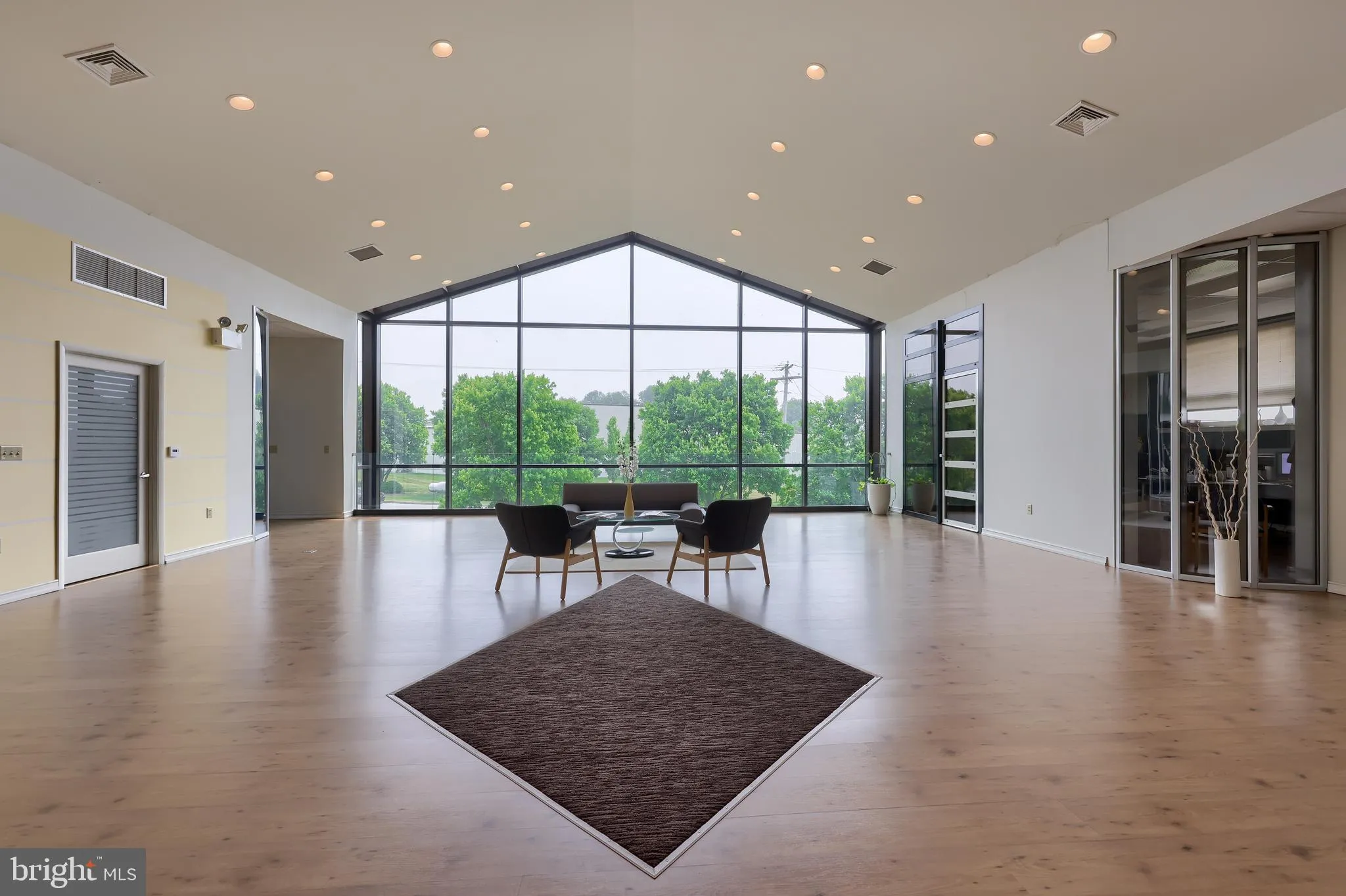 Willow Street, Pennsylvania 17584, United States, ,Commercial,Active,72624