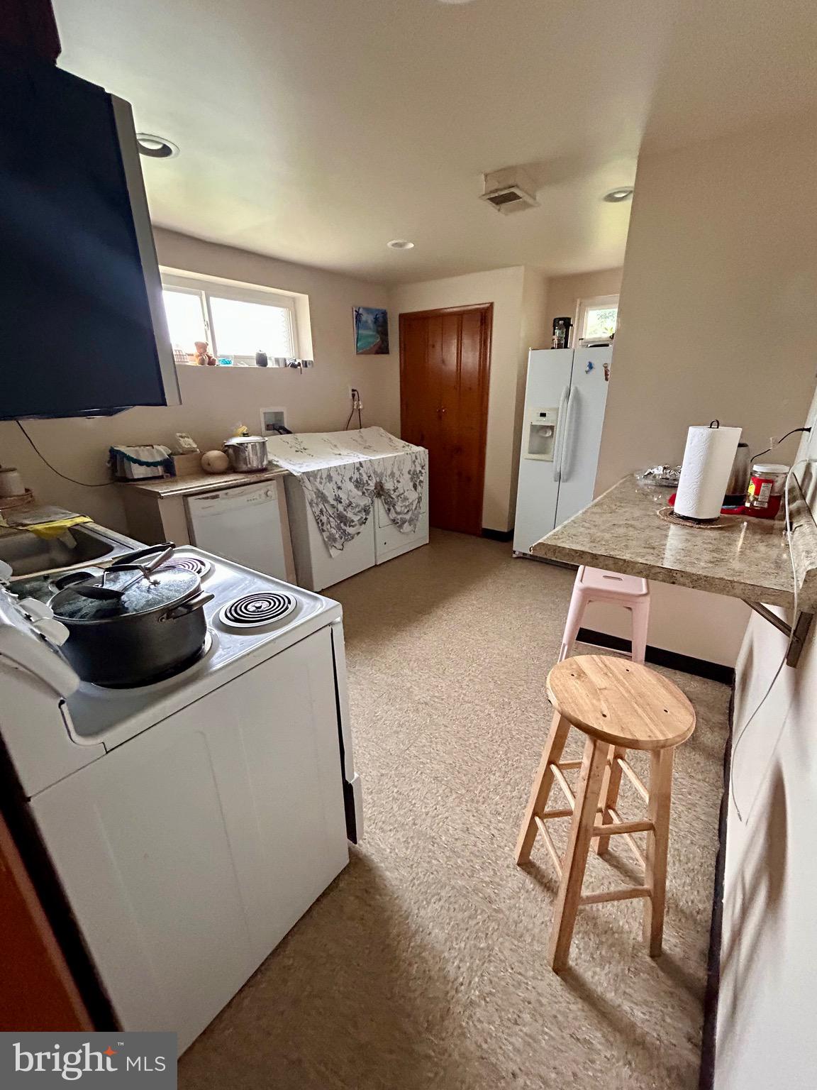 TEMPLE HILLS - Residential Lease