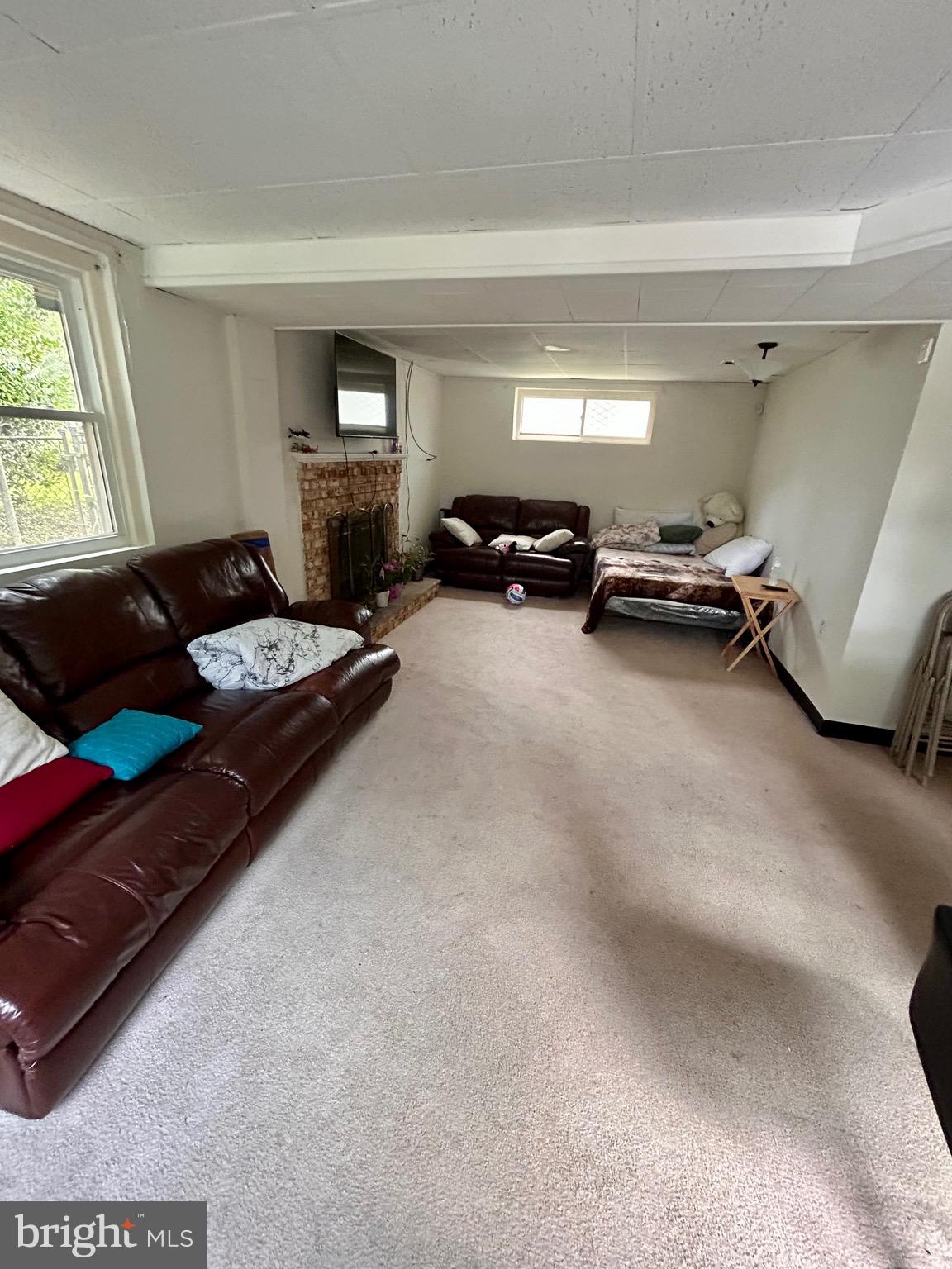 TEMPLE HILLS - Residential Lease