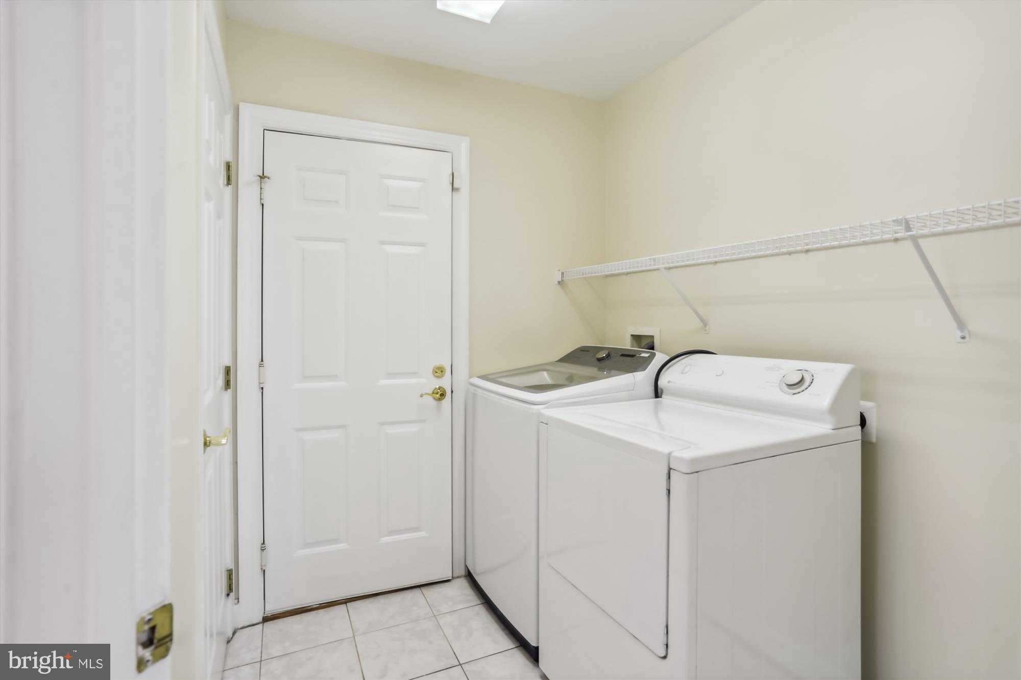 KING FARM WATKINS POND - Residential