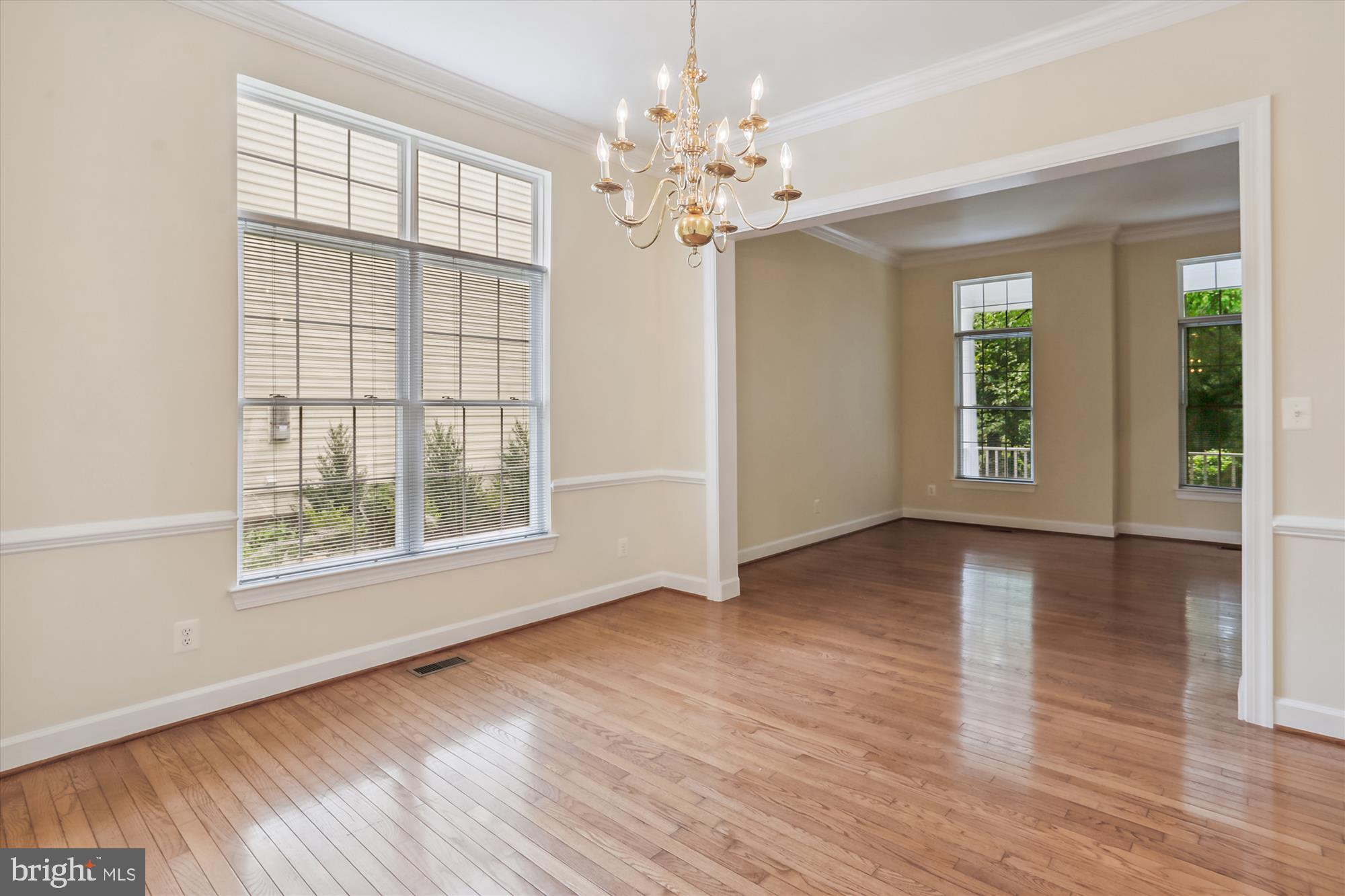 KING FARM WATKINS POND - Residential