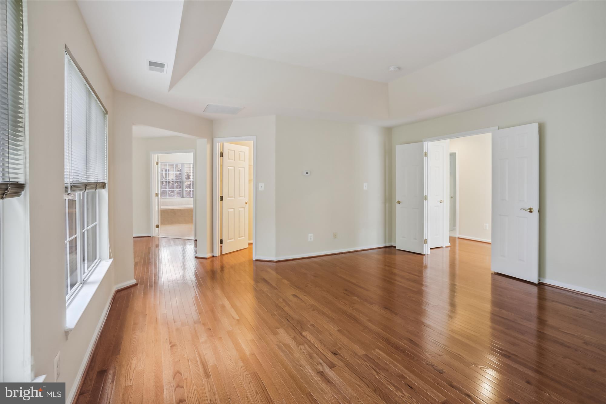 KING FARM WATKINS POND - Residential