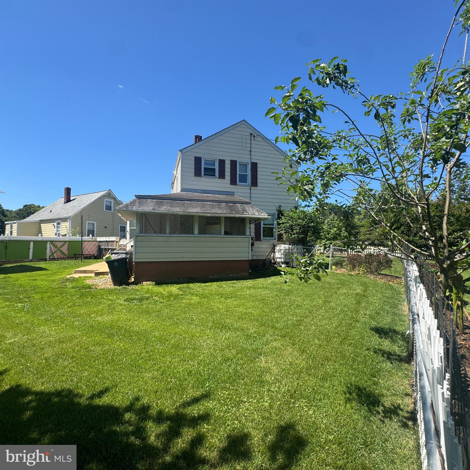 LANDOVER HILLS - Residential