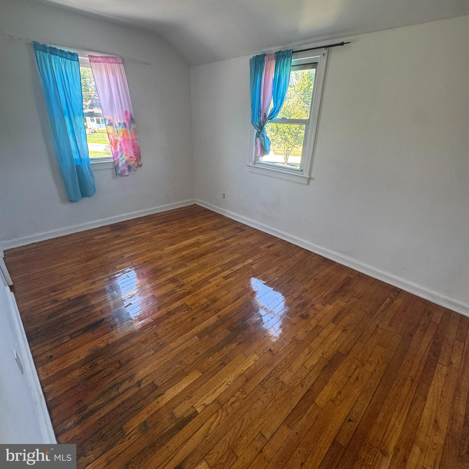 LANDOVER HILLS - Residential