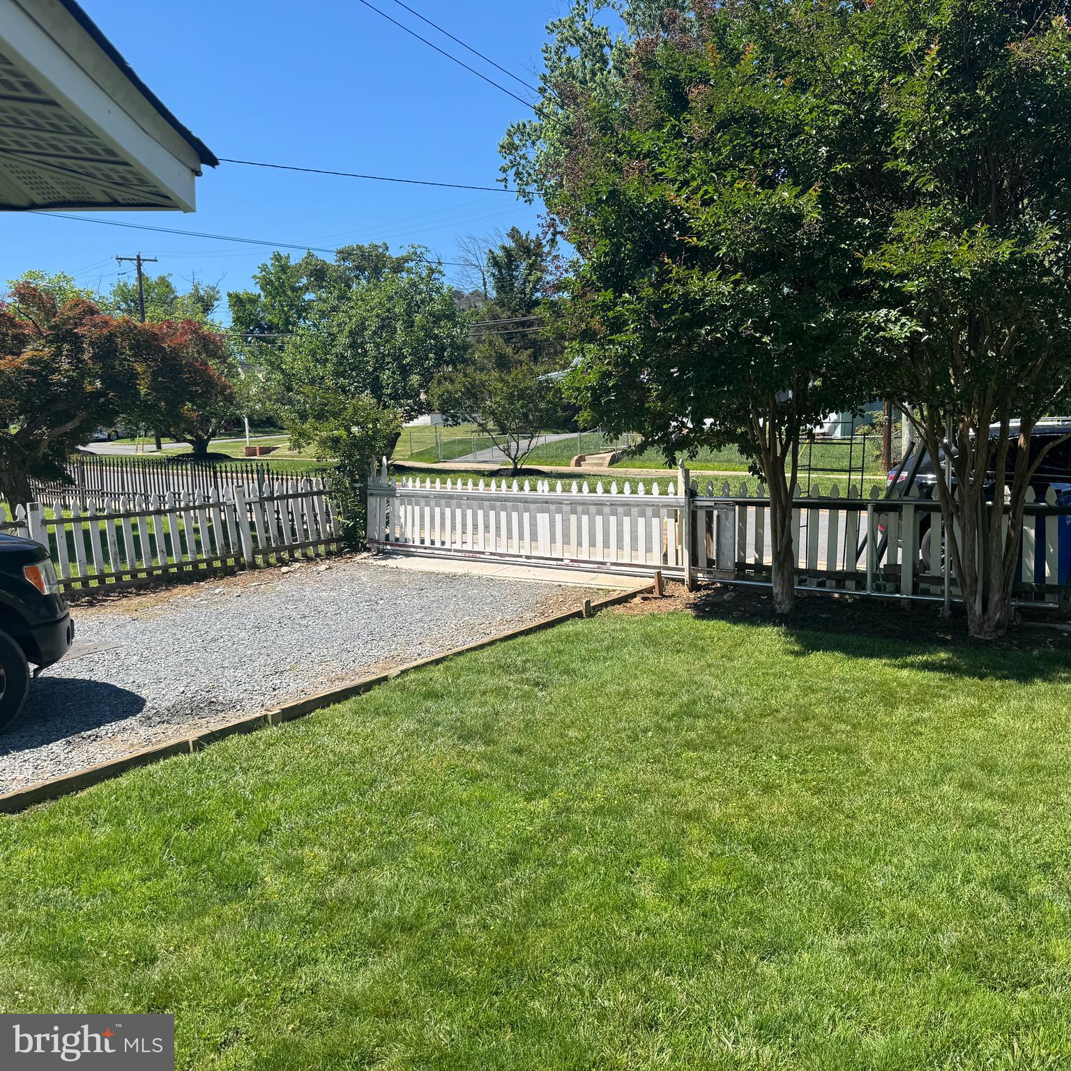 LANDOVER HILLS - Residential