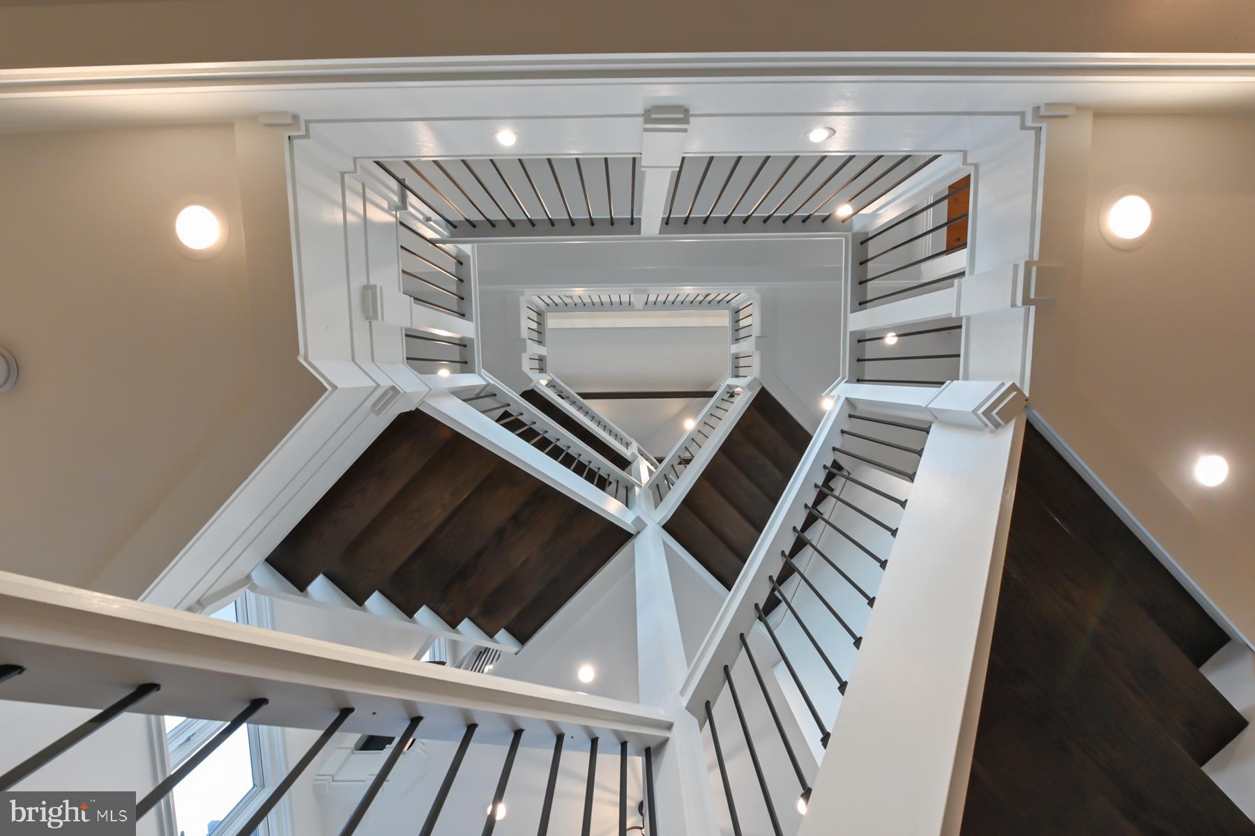 FISHING CREEK FARM - Residential