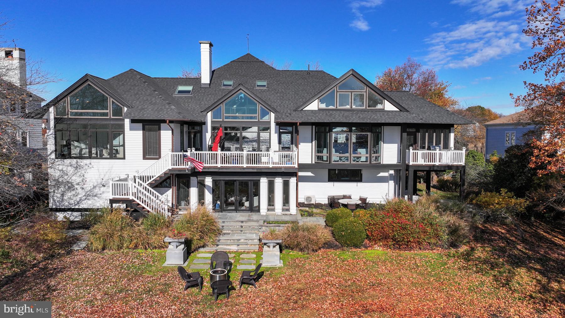 1223 CHERRY TREE LANE