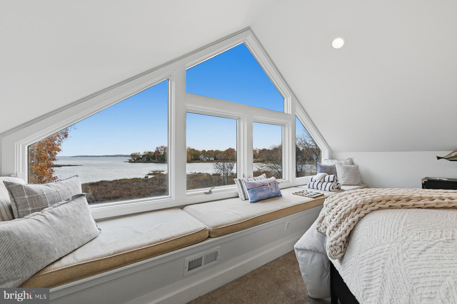 FISHING CREEK FARM - Residential