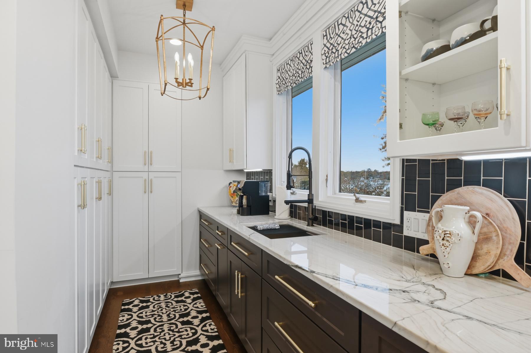 FISHING CREEK FARM - Residential