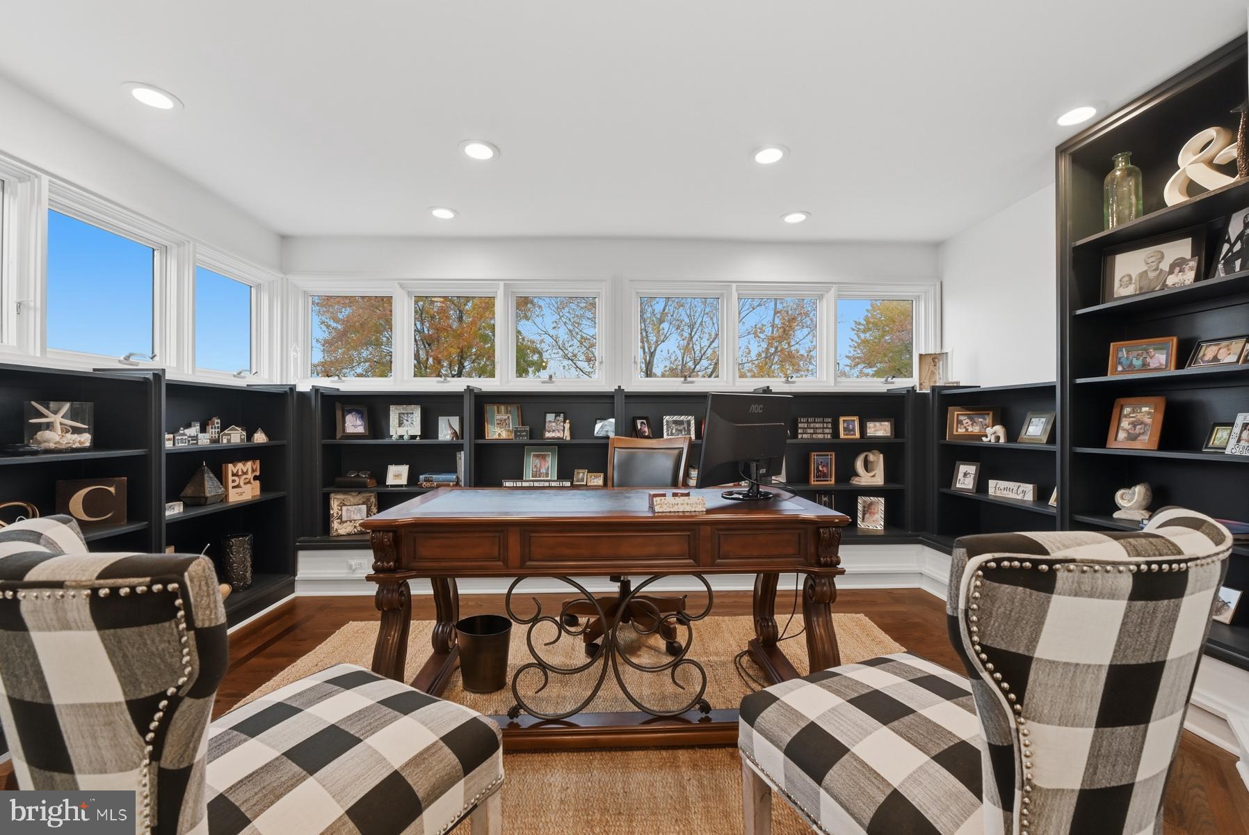 FISHING CREEK FARM - Residential