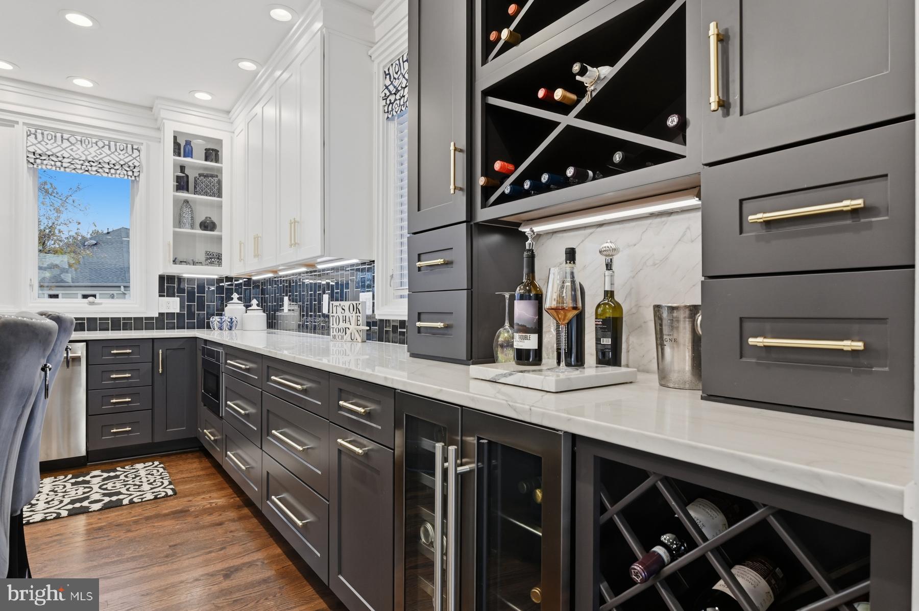 FISHING CREEK FARM - Residential