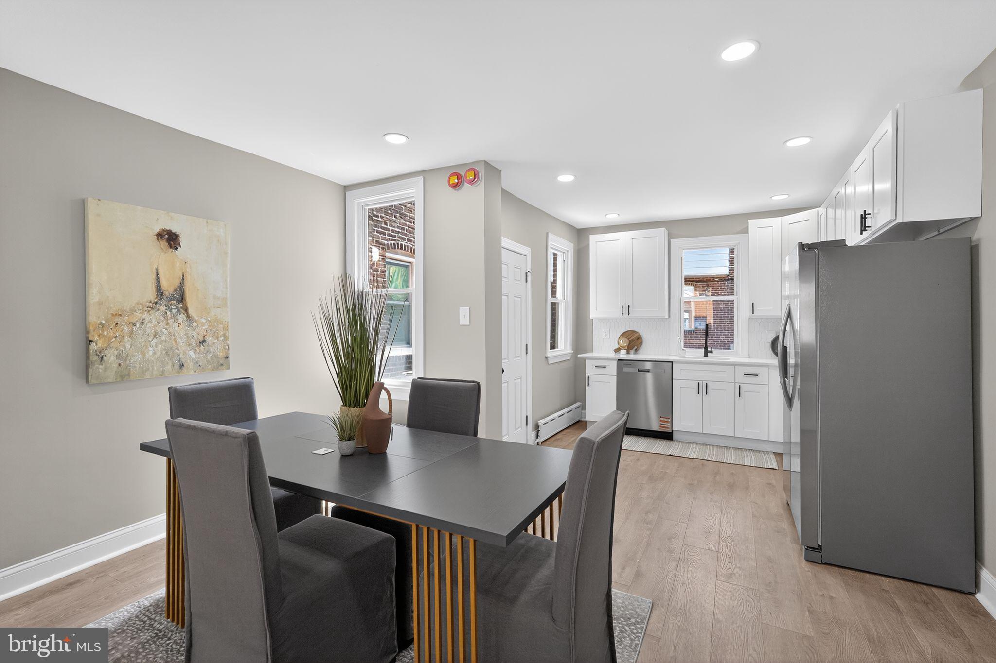 PORT RICHMOND - Residential