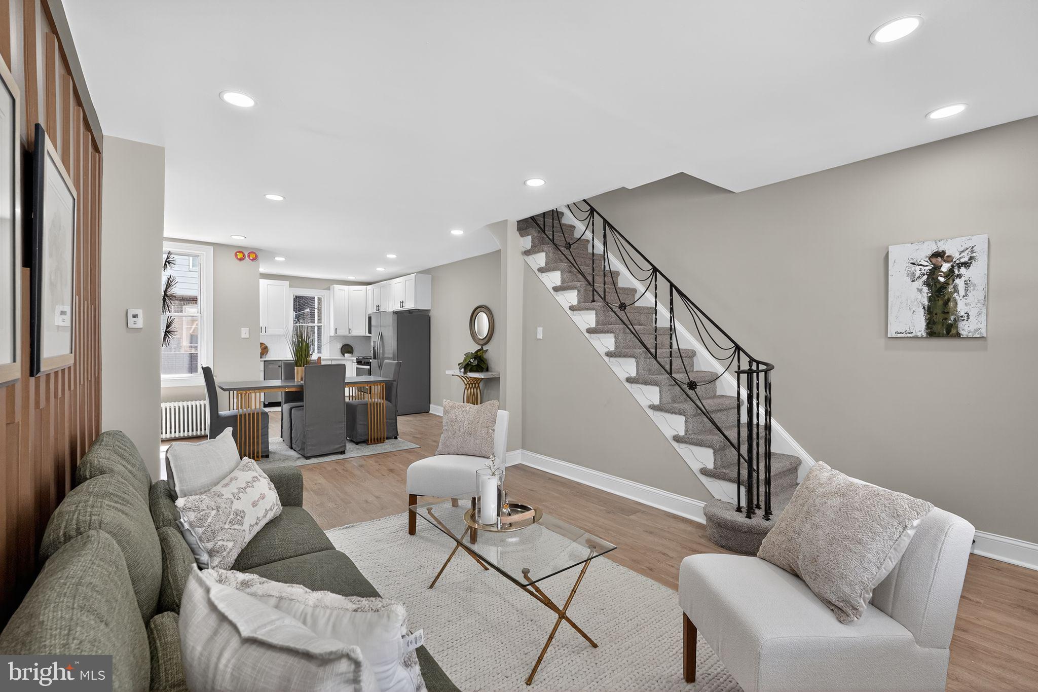 PORT RICHMOND - Residential