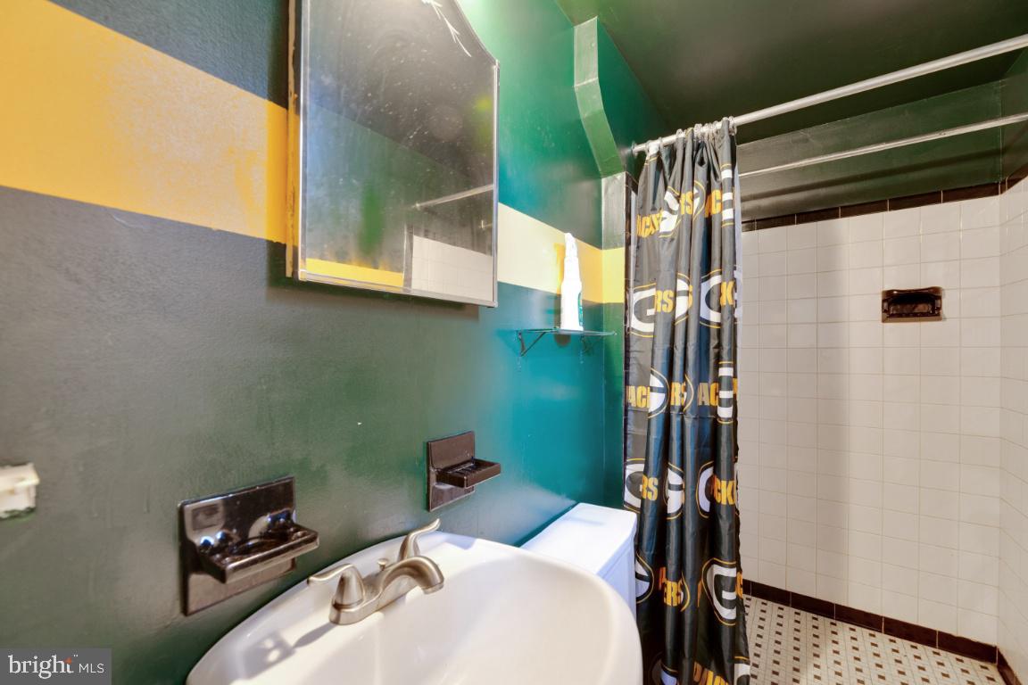 HILLCREST HEIGHTS - Residential