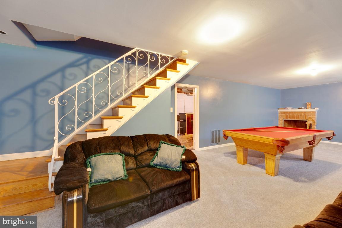 HILLCREST HEIGHTS - Residential