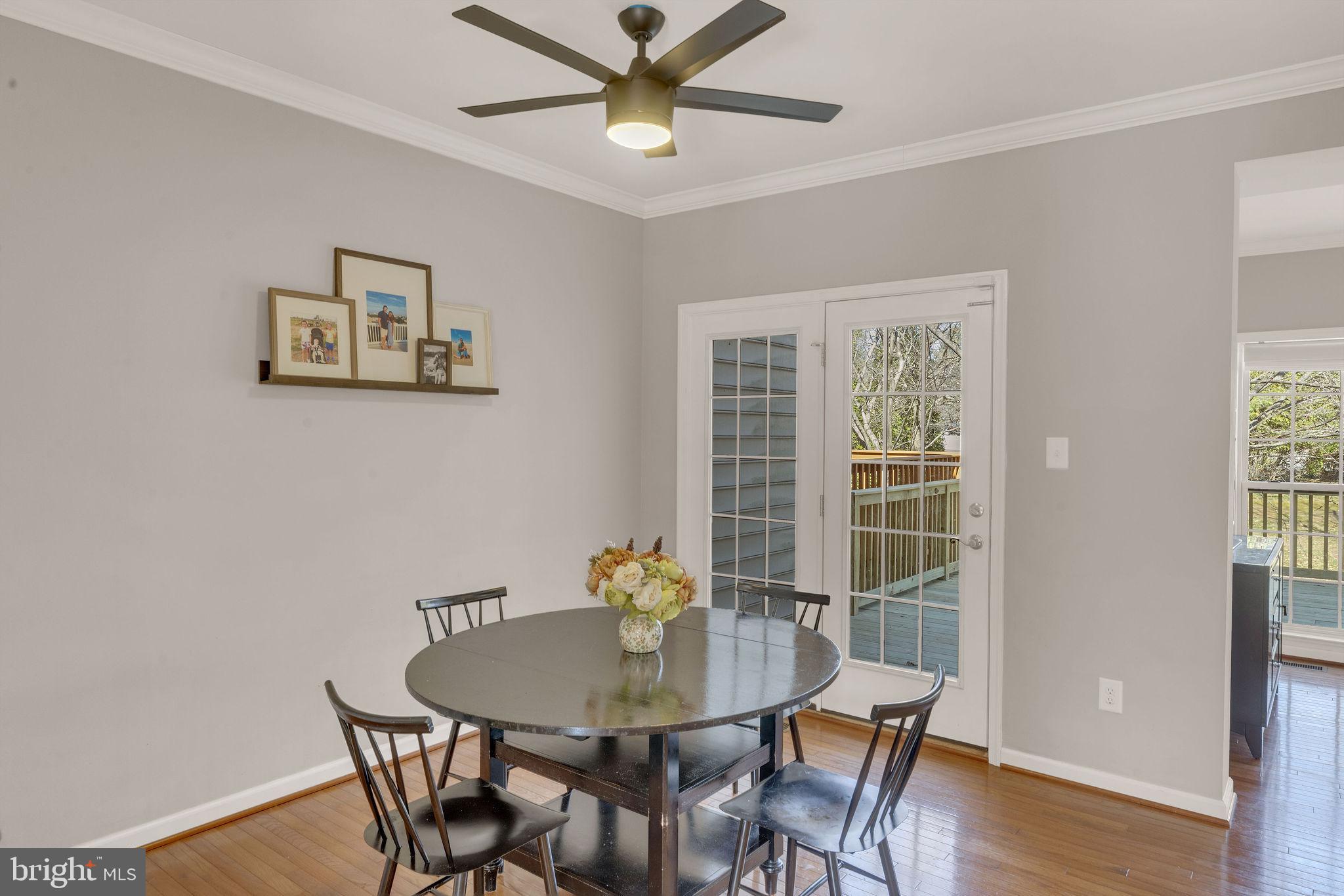 DEVON COURT - Residential